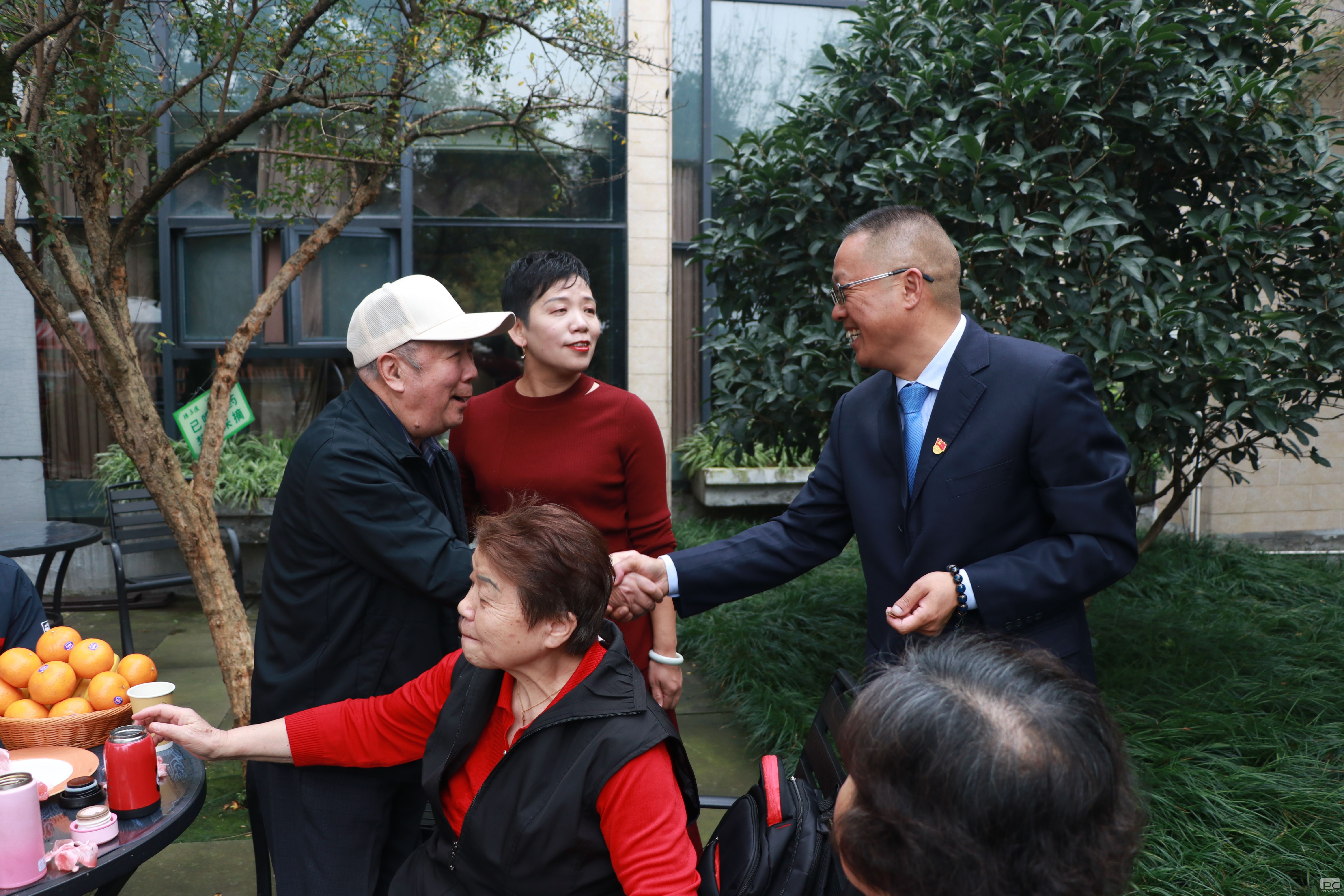 �۲��á�(�й���)���޹�˾����