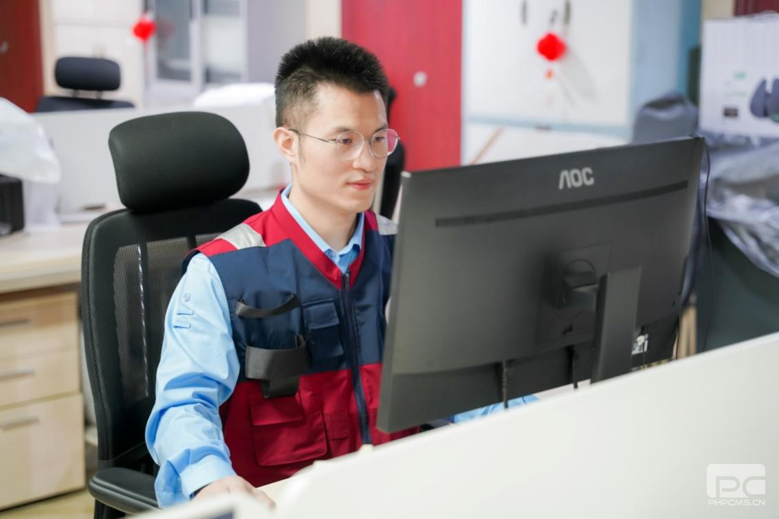 �۲��á�(�й���)���޹�˾����