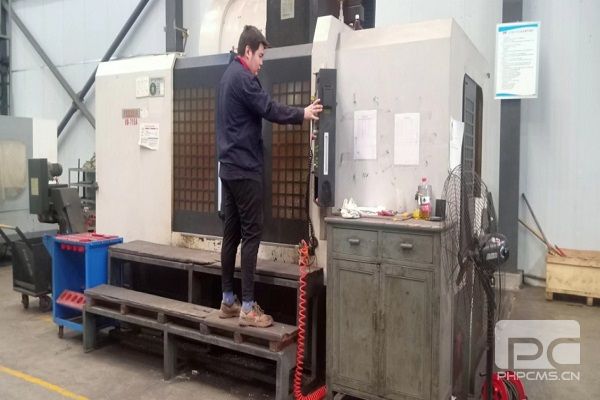 �۲��á�(�й���)���޹�˾����