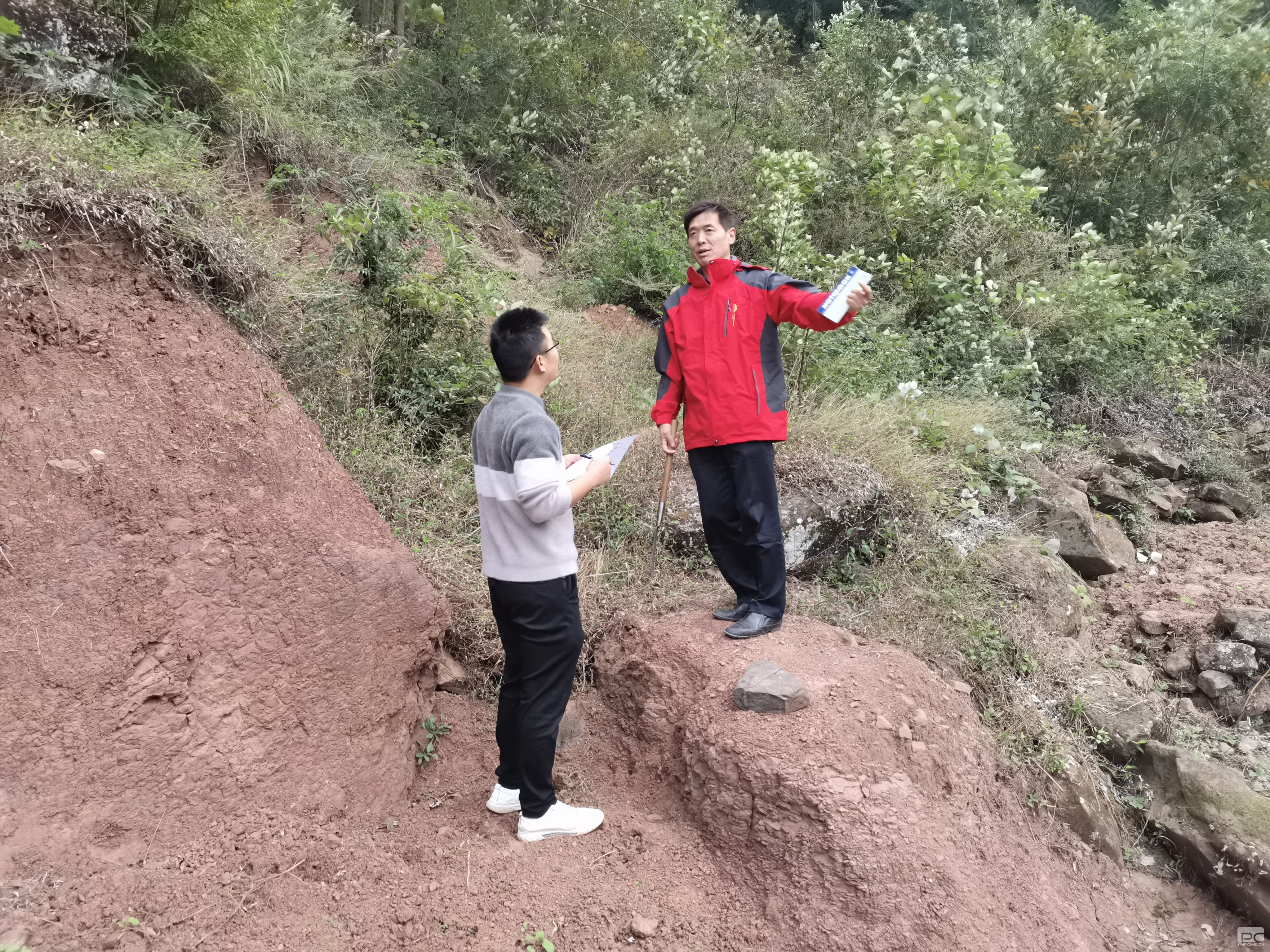 �۲��á�(�й���)���޹�˾����