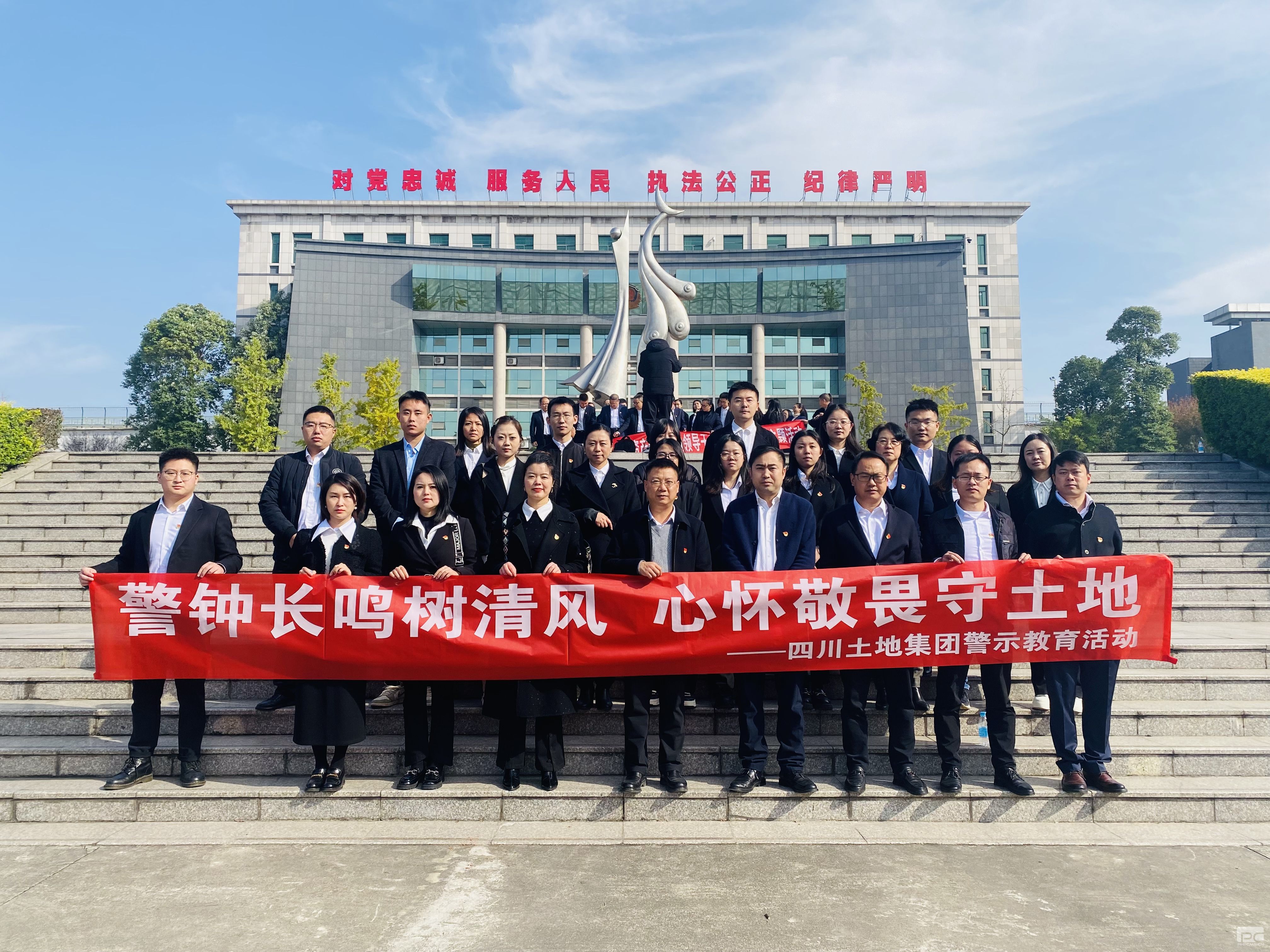 �۲��á�(�й���)���޹�˾����