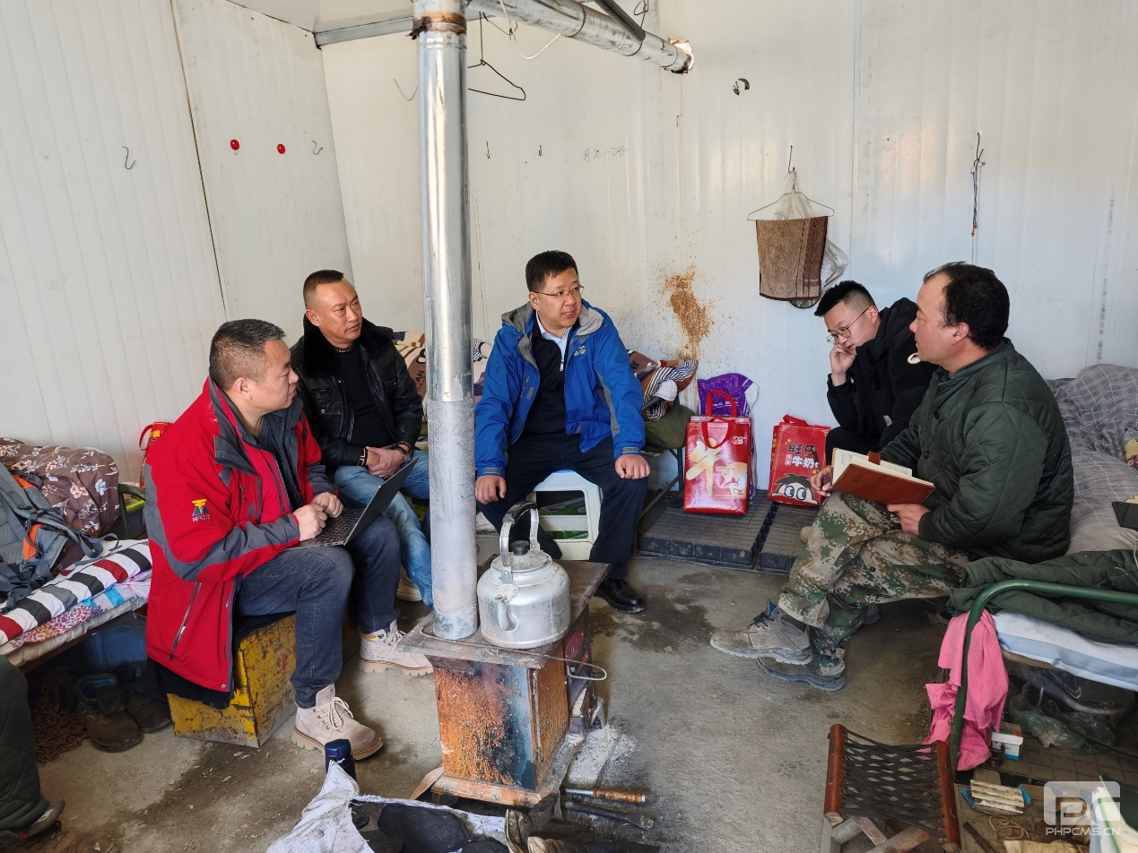 �۲��á�(�й���)���޹�˾����