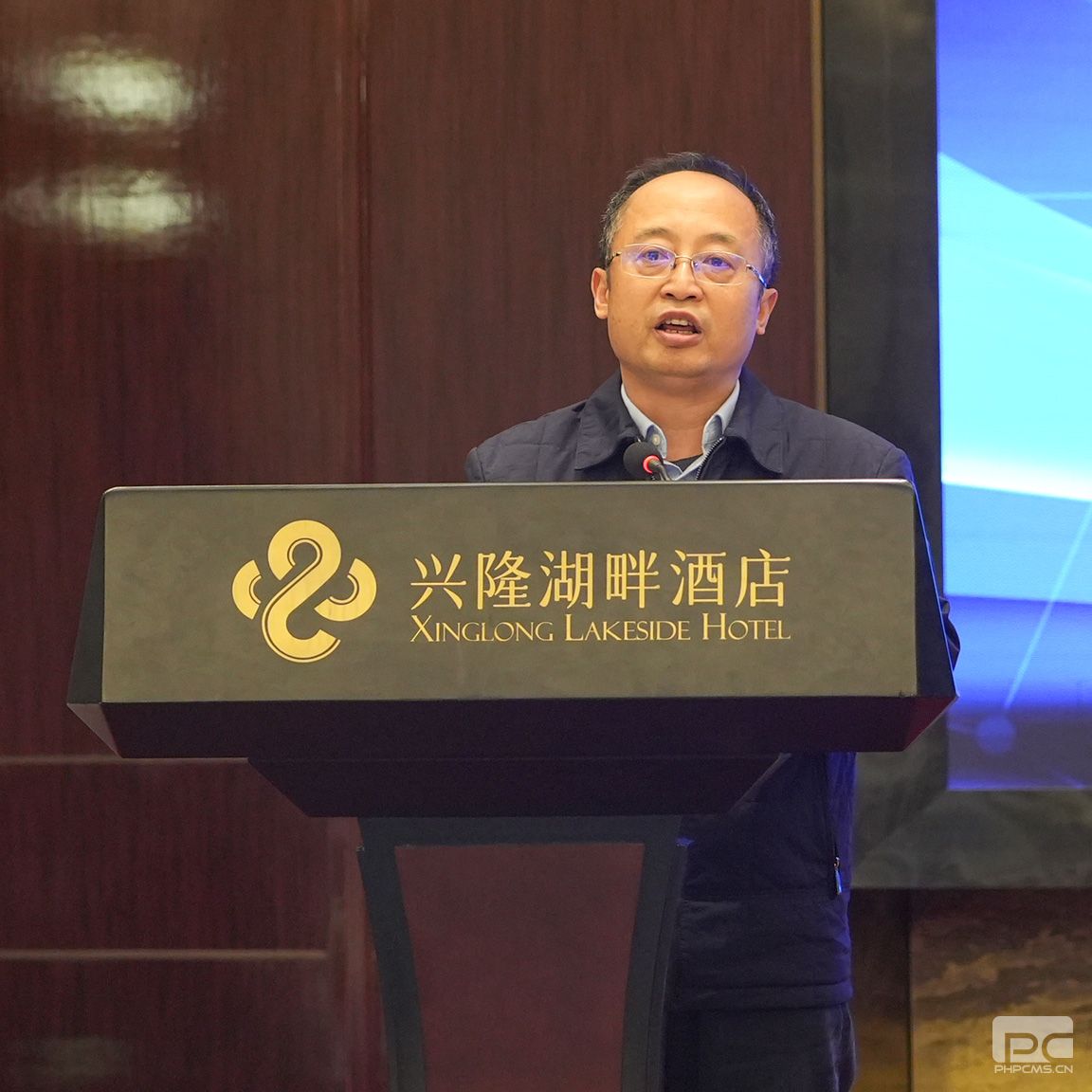 �۲��á�(�й���)���޹�˾����