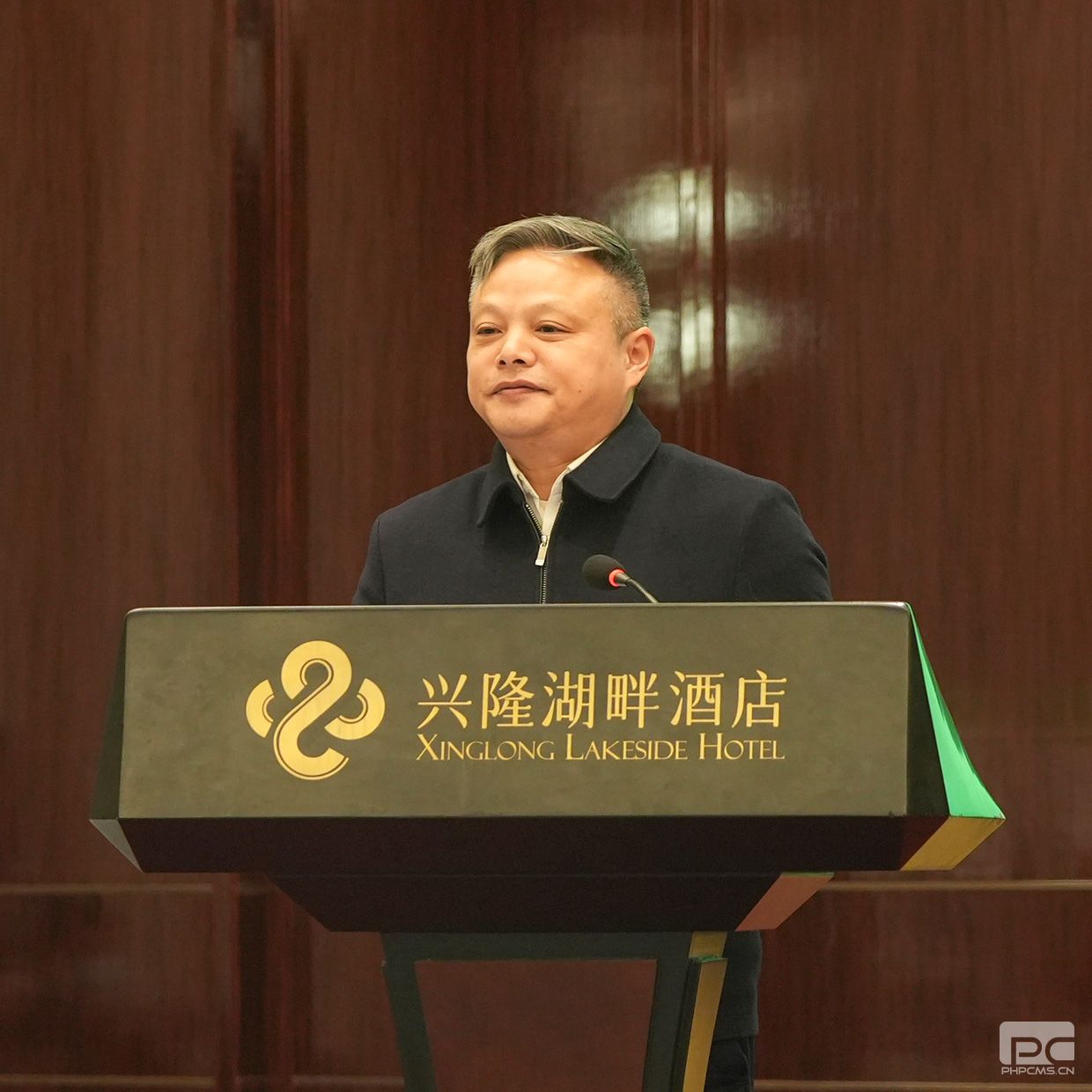 �۲��á�(�й���)���޹�˾����