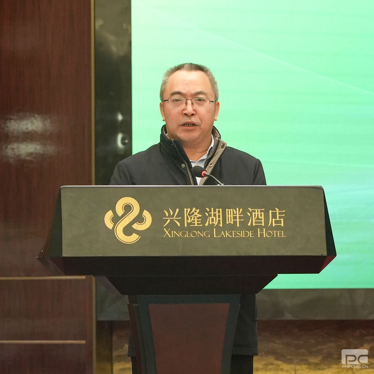 �۲��á�(�й���)���޹�˾����