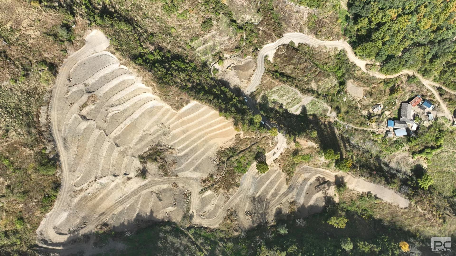 �۲��á�(�й���)���޹�˾����