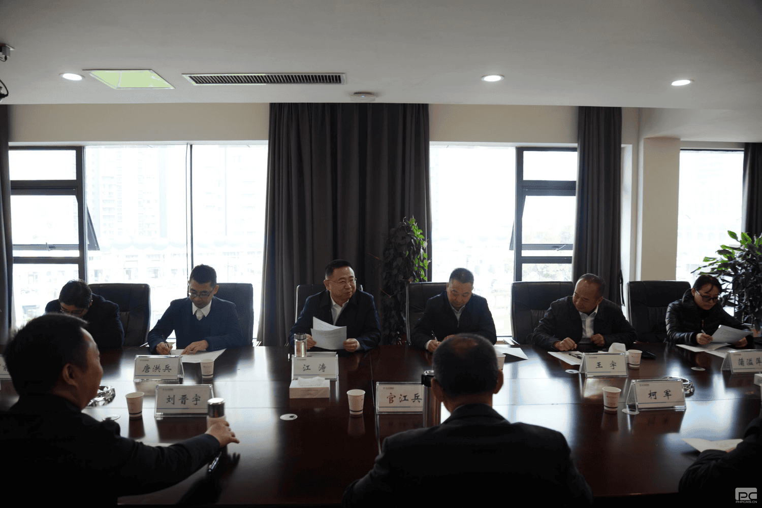 �۲��á�(�й���)���޹�˾����