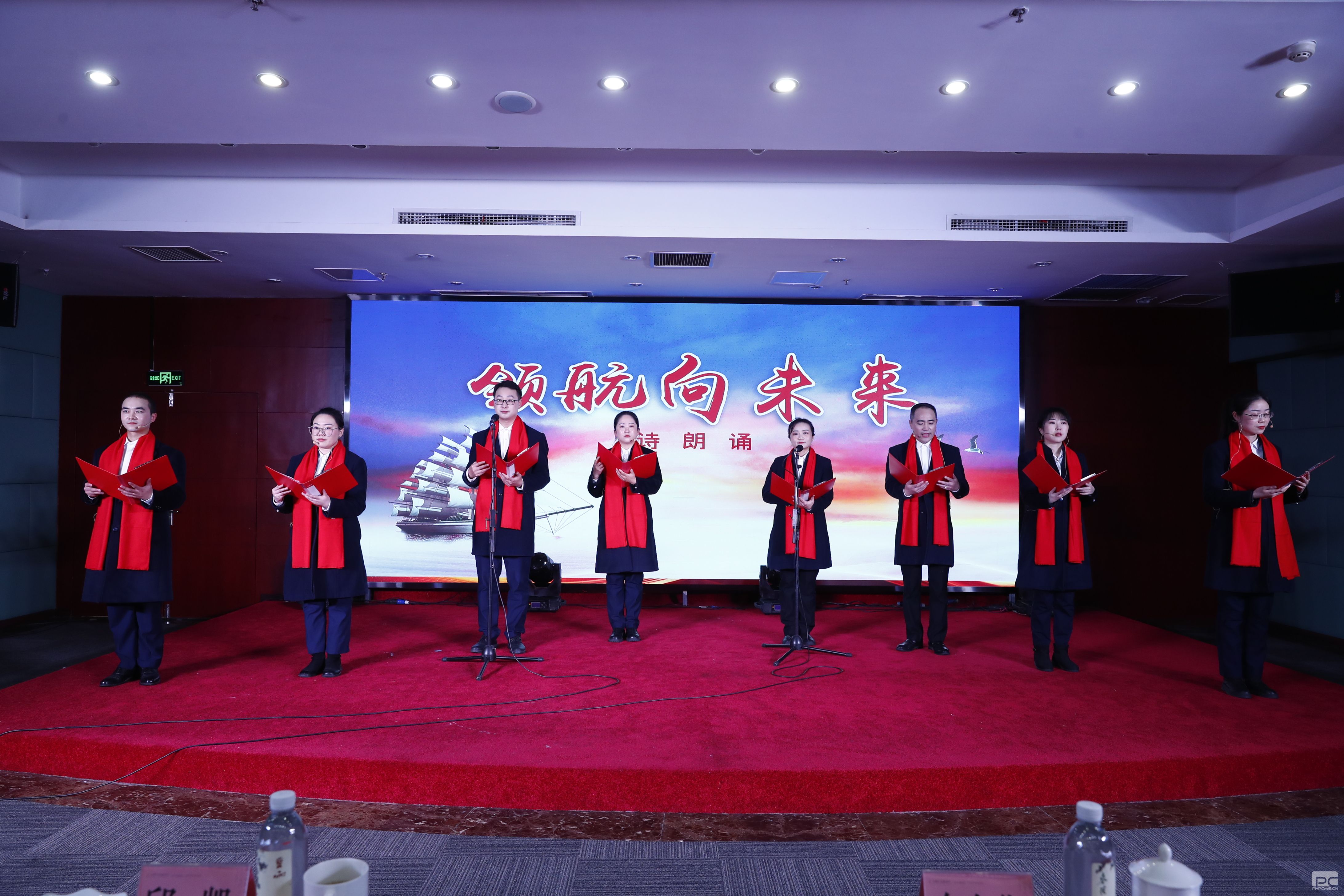 �۲��á�(�й���)���޹�˾����