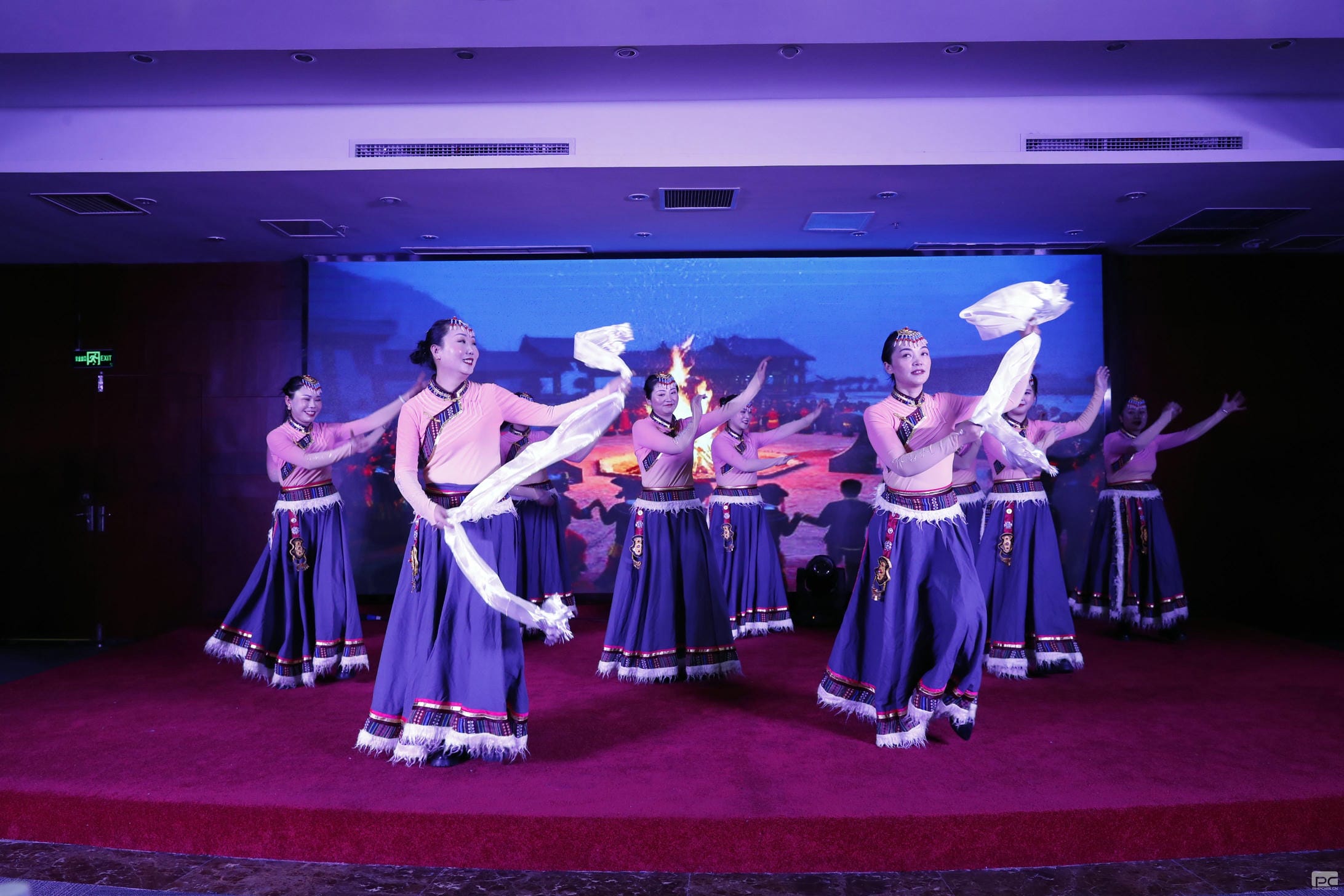 �۲��á�(�й���)���޹�˾����