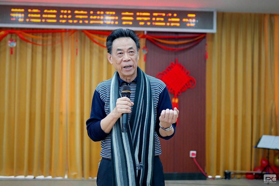 �۲��á�(�й���)���޹�˾����