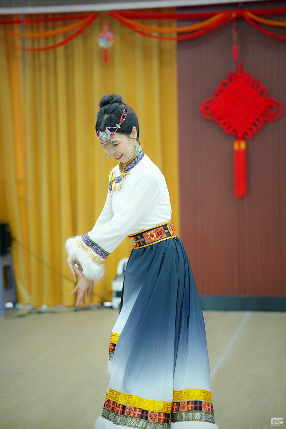 �۲��á�(�й���)���޹�˾����