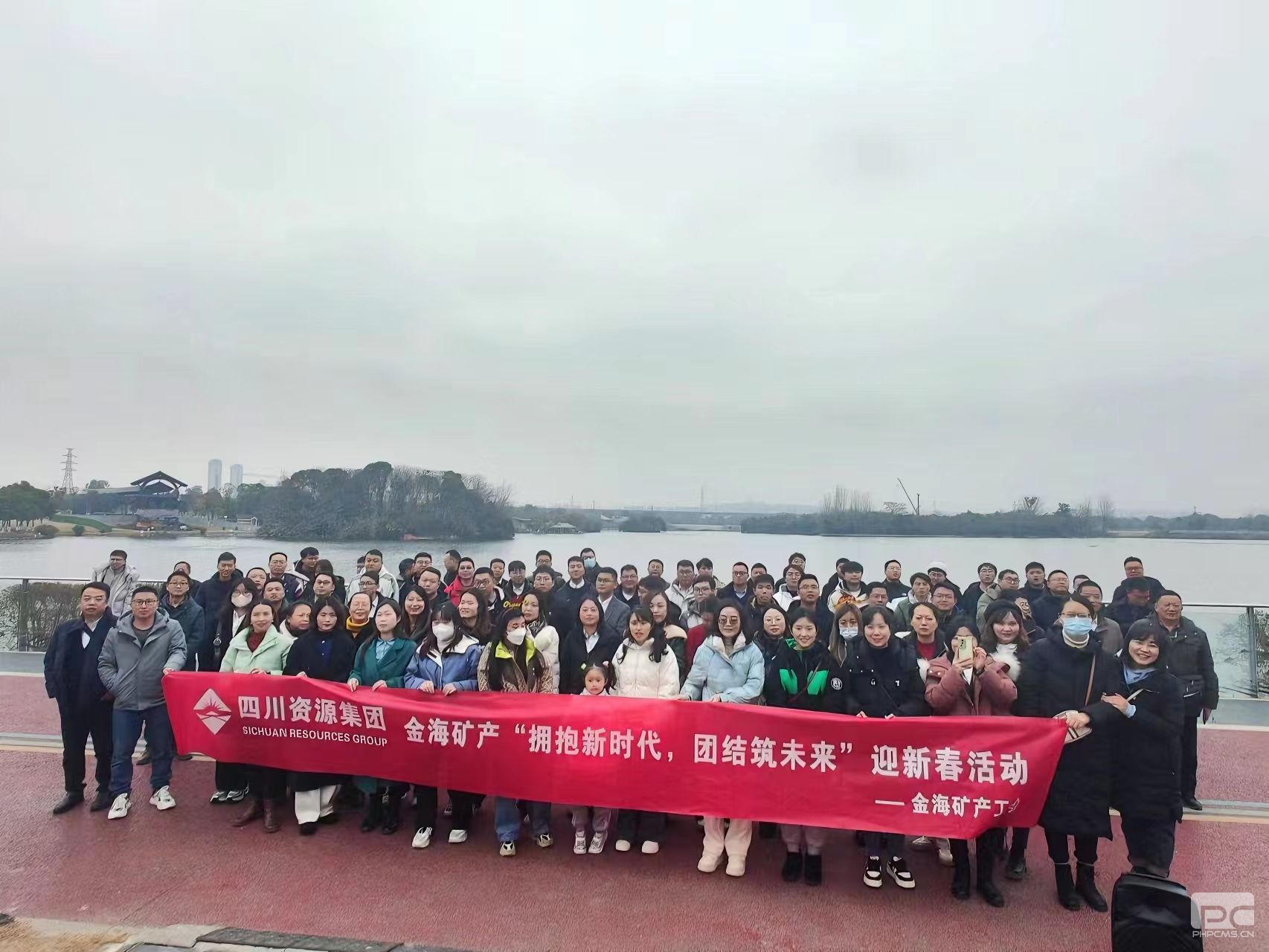 ��������չ��ӵ����ʱ�����Ž���δ����ӭ���˶�