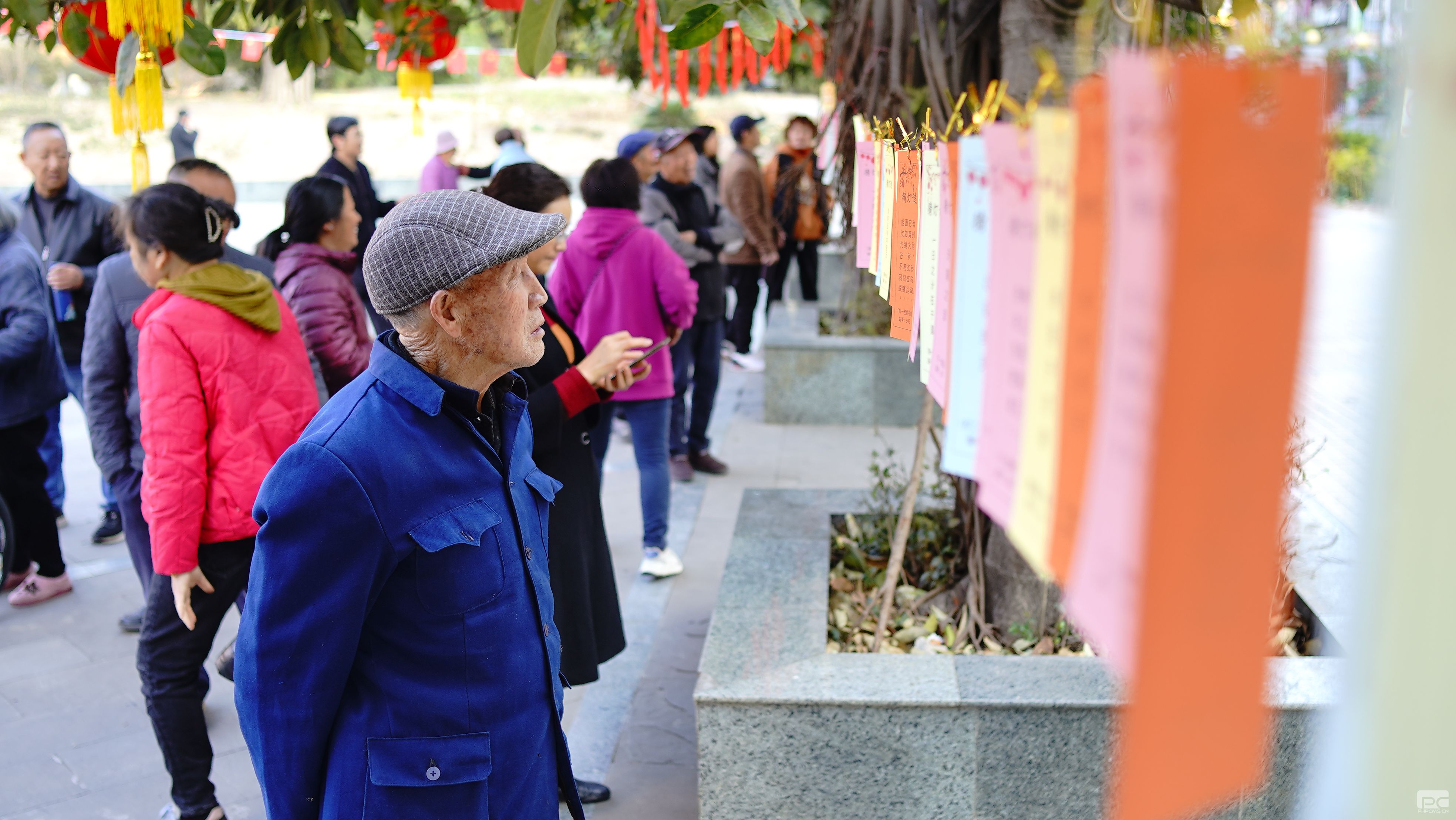 �۲��á�(�й���)���޹�˾����