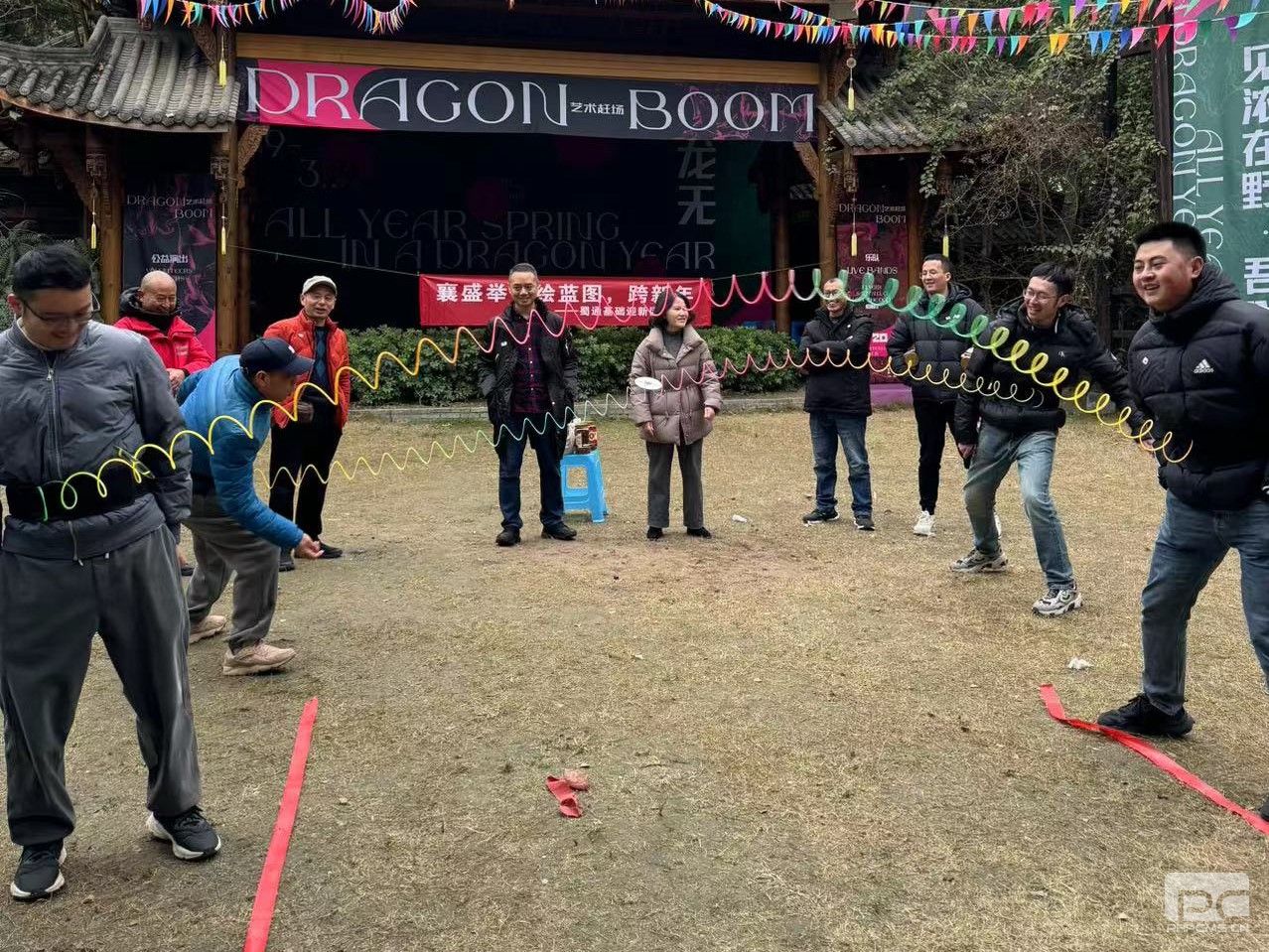 �۲��á�(�й���)���޹�˾����