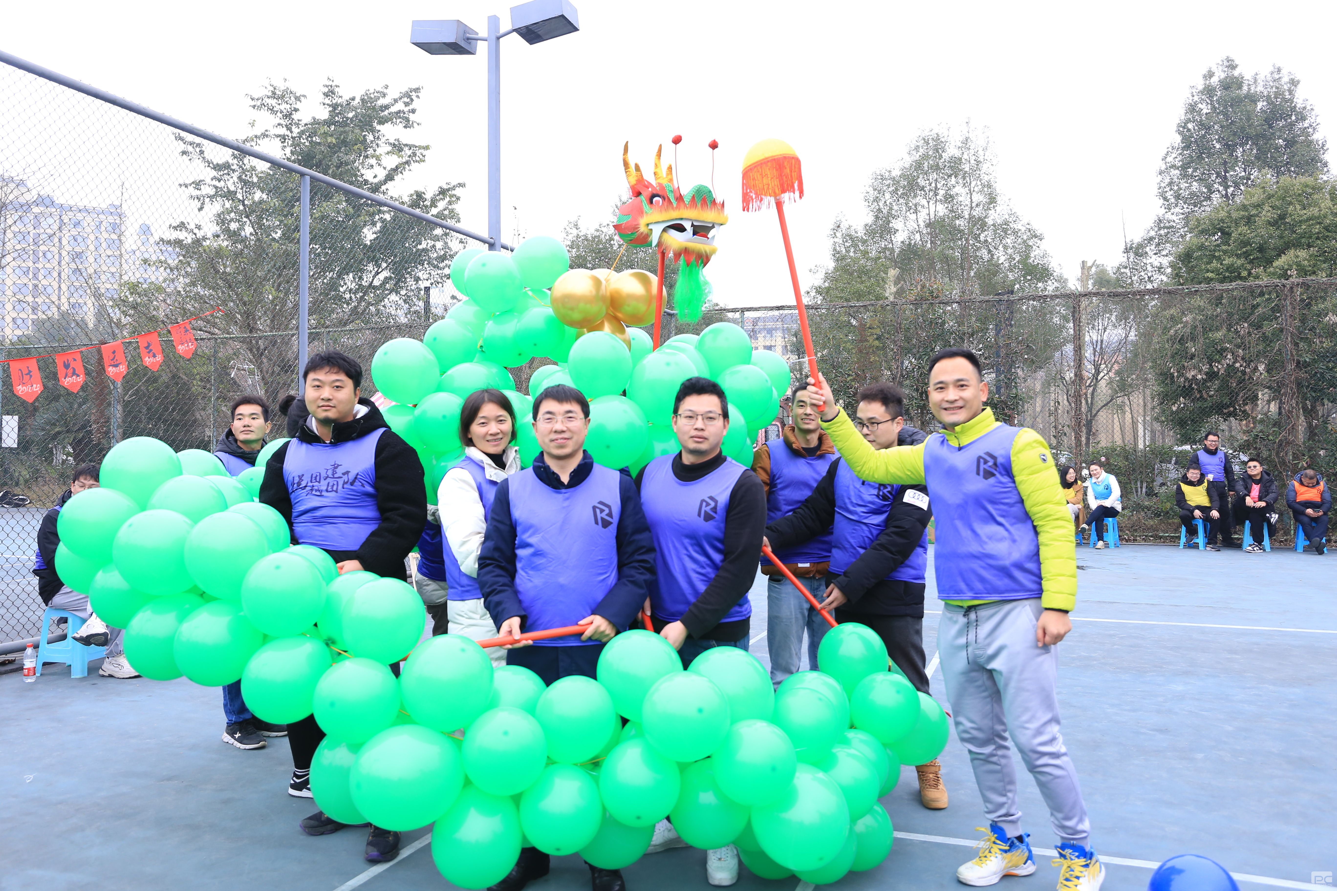 �۲��á�(�й���)���޹�˾����