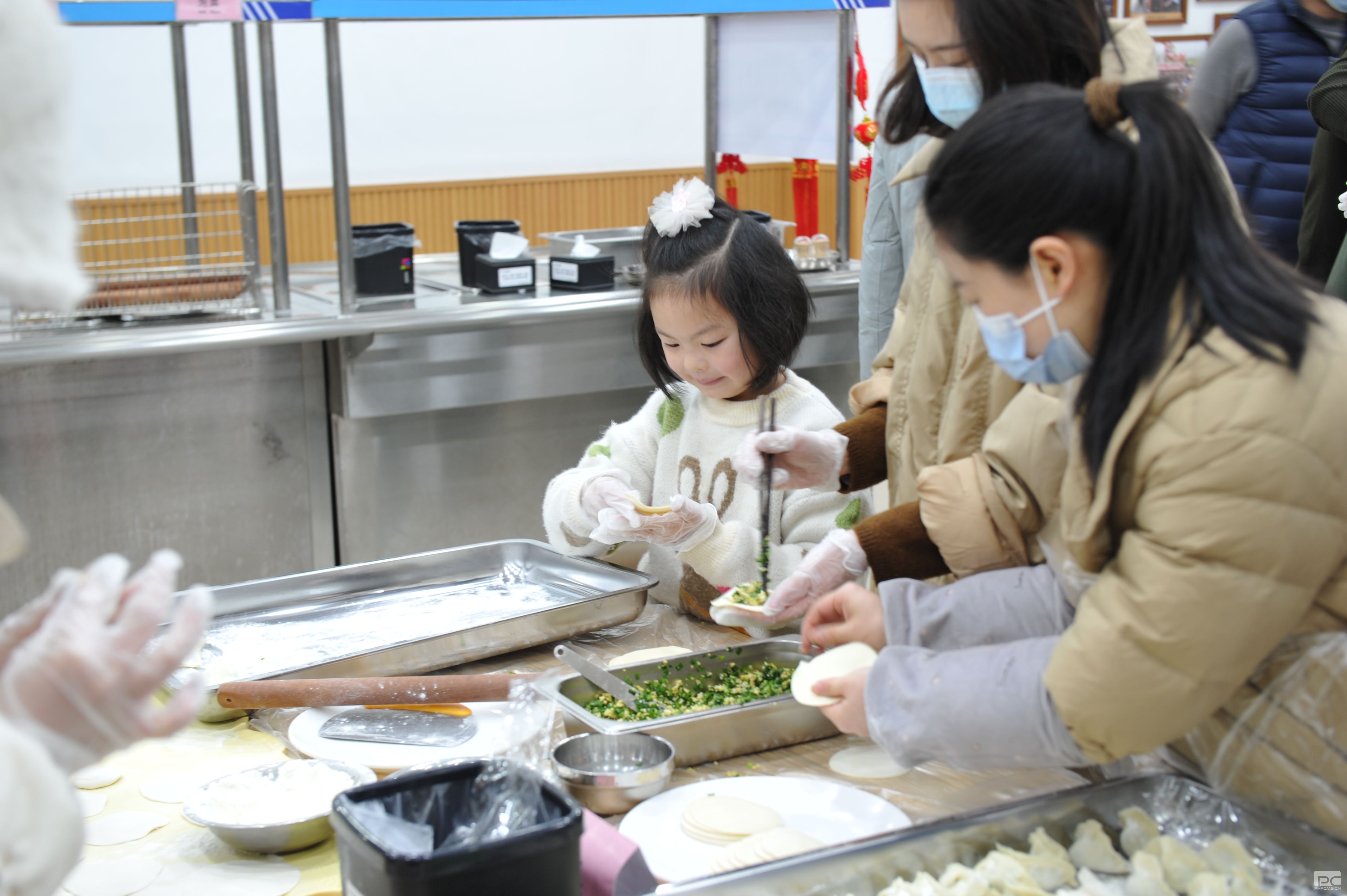 �۲��á�(�й���)���޹�˾����