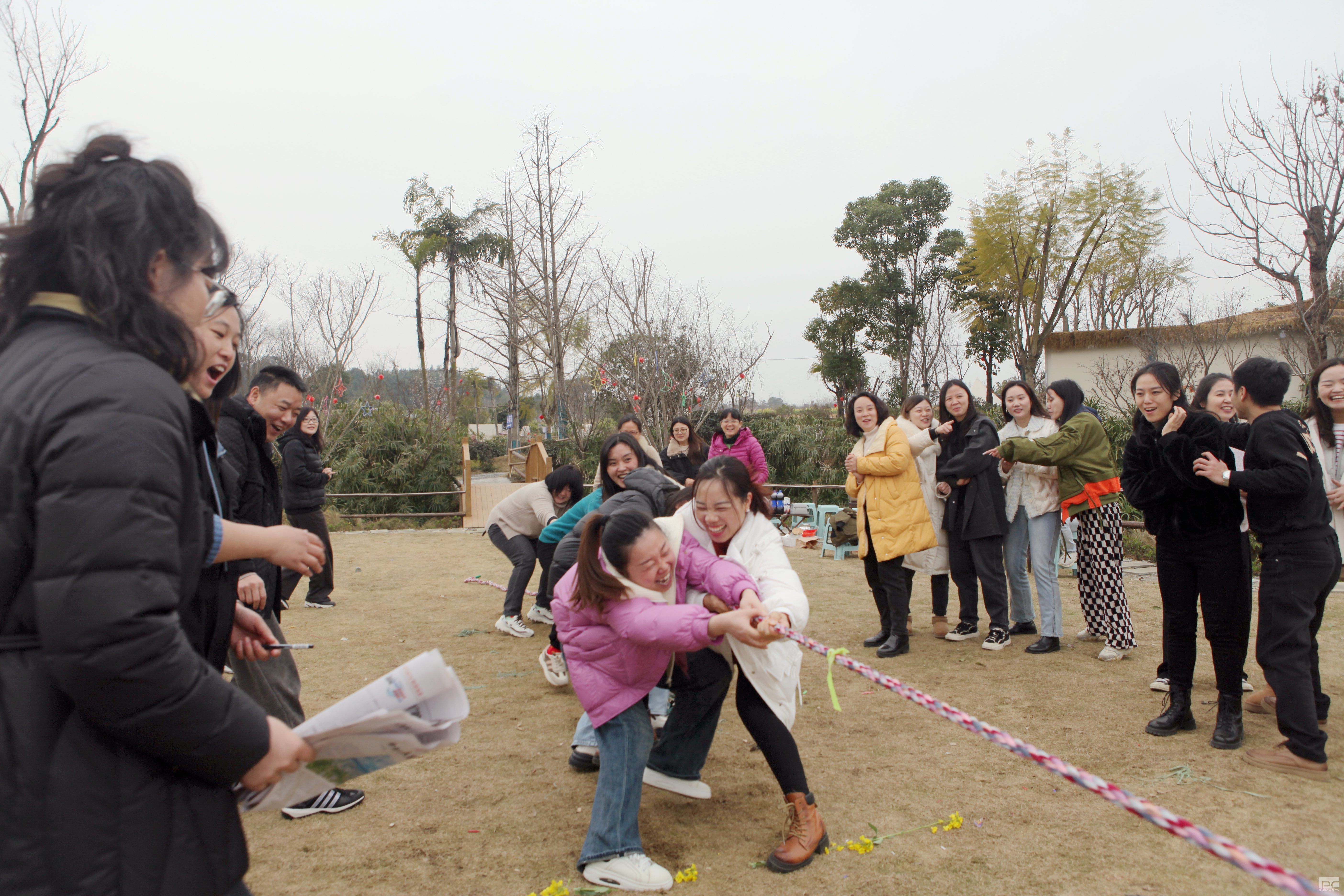 �۲��á�(�й���)���޹�˾����