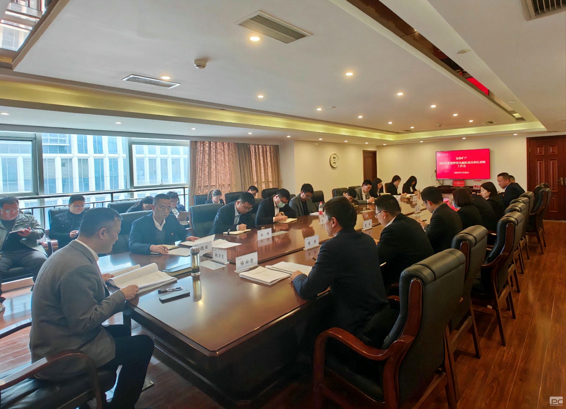 ��������˾�ٿ������ߵ�����������ͷ����������