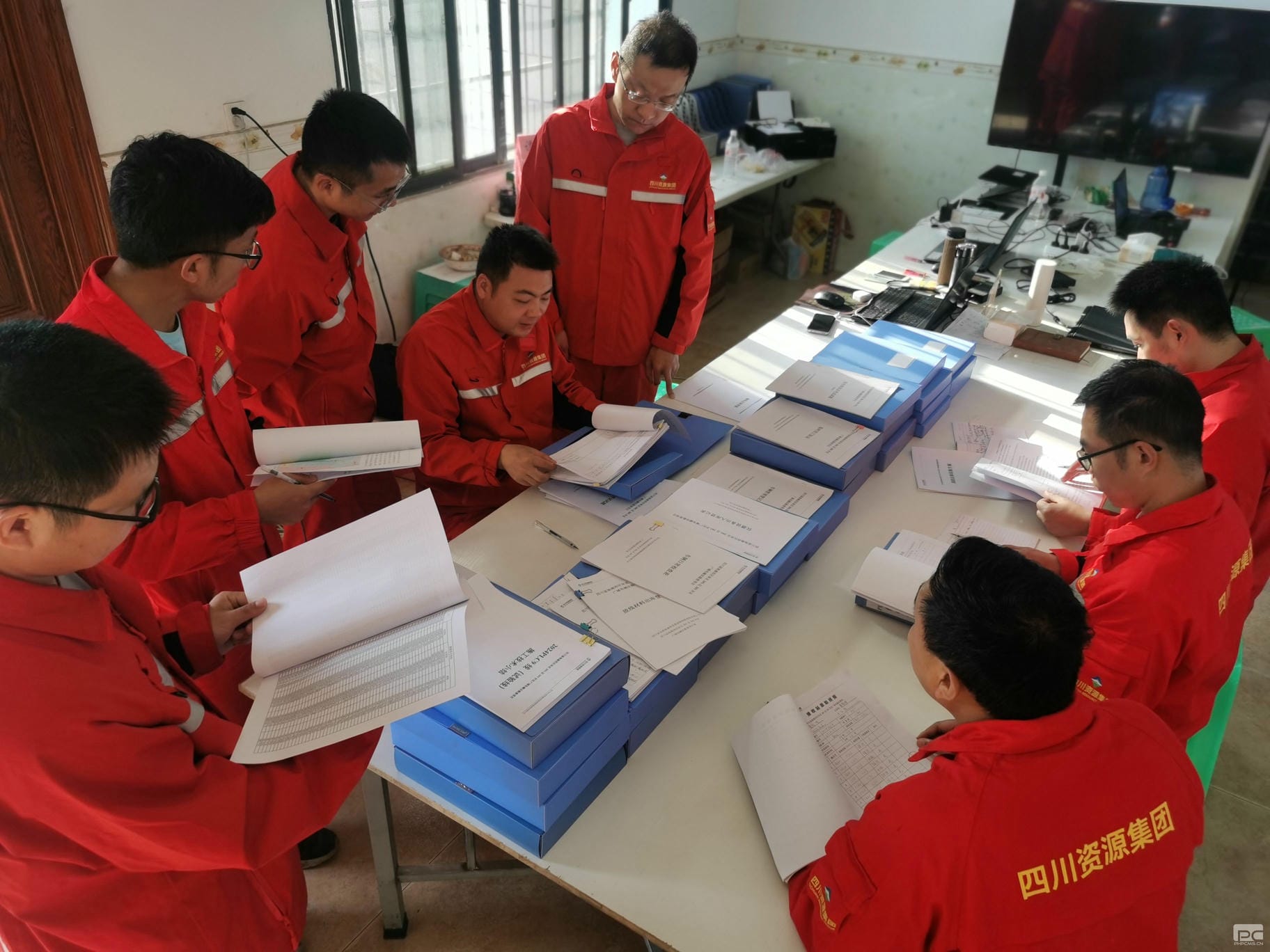 �۲��á�(�й���)���޹�˾����