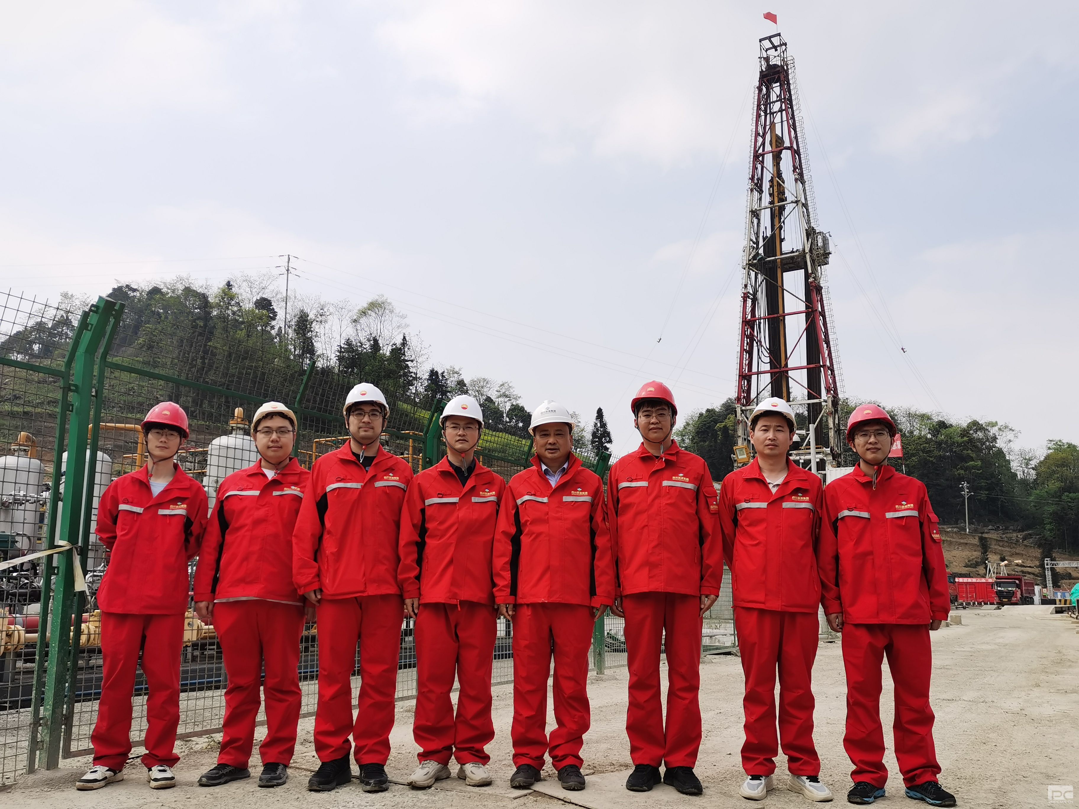 �۲��á�(�й���)���޹�˾����