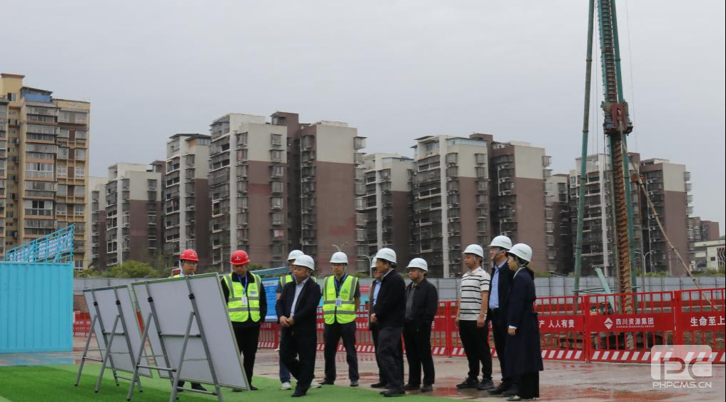 �۲��á�(�й���)���޹�˾����