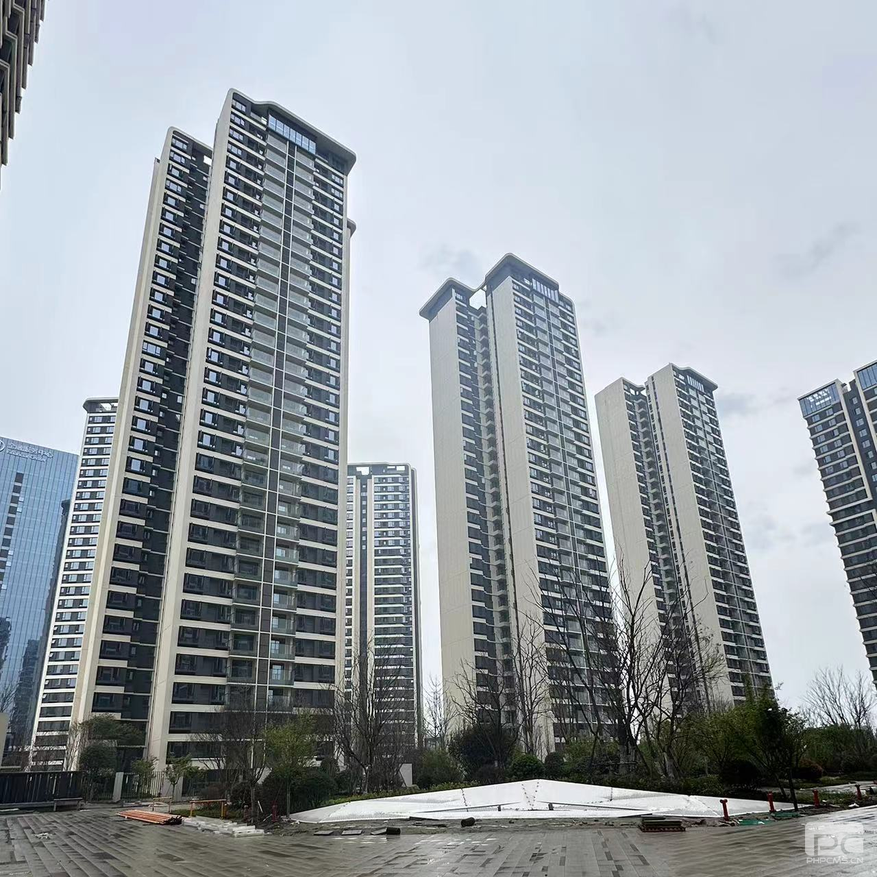 �۲��á�(�й���)���޹�˾����