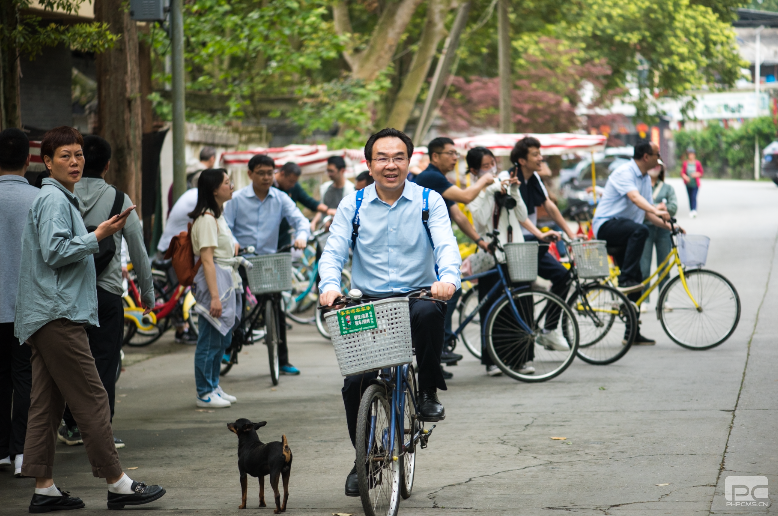 �۲��á�(�й���)���޹�˾����