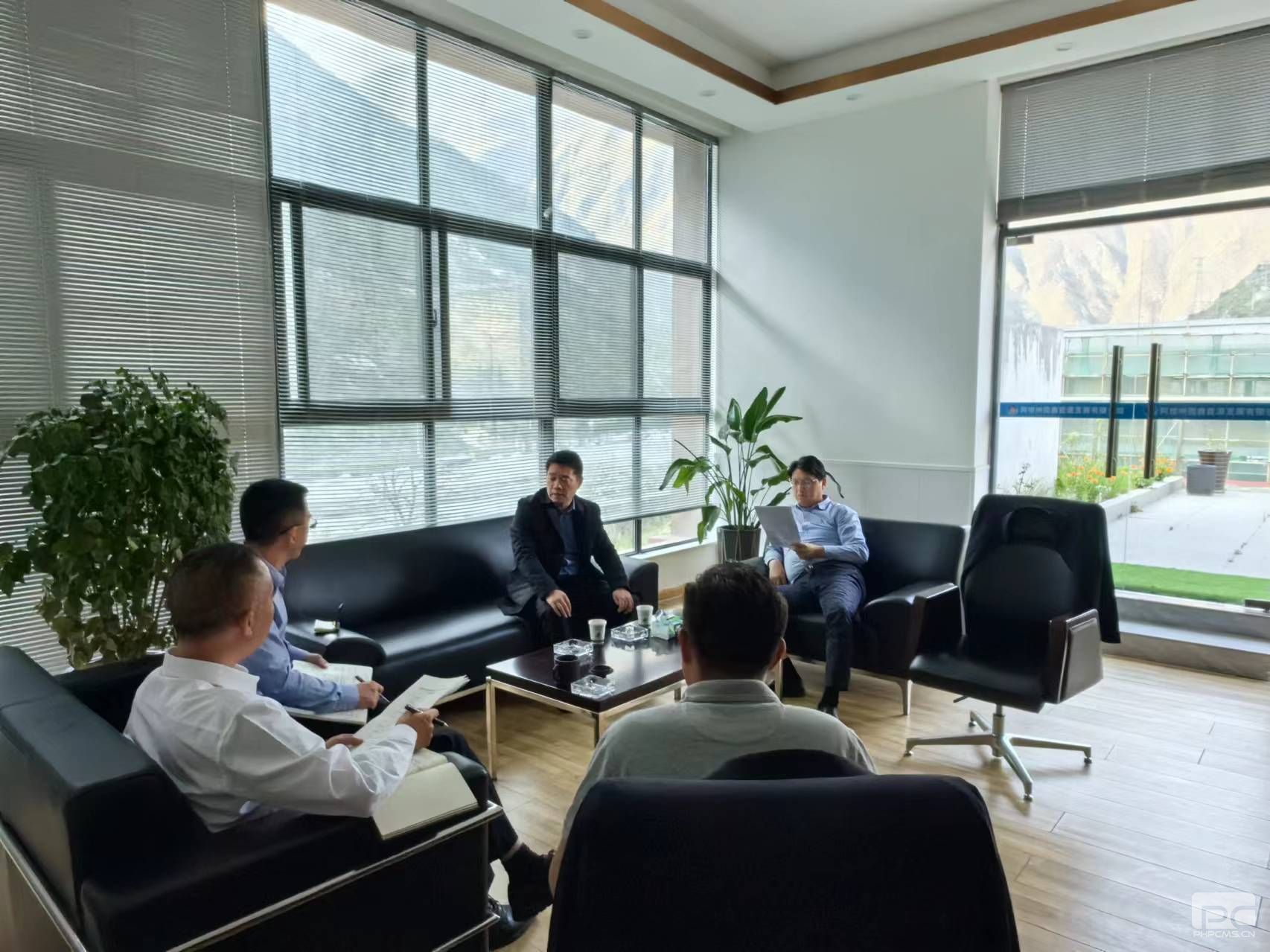 ��湫˾����Ч�ʹ���չҵ��Ǣ̸