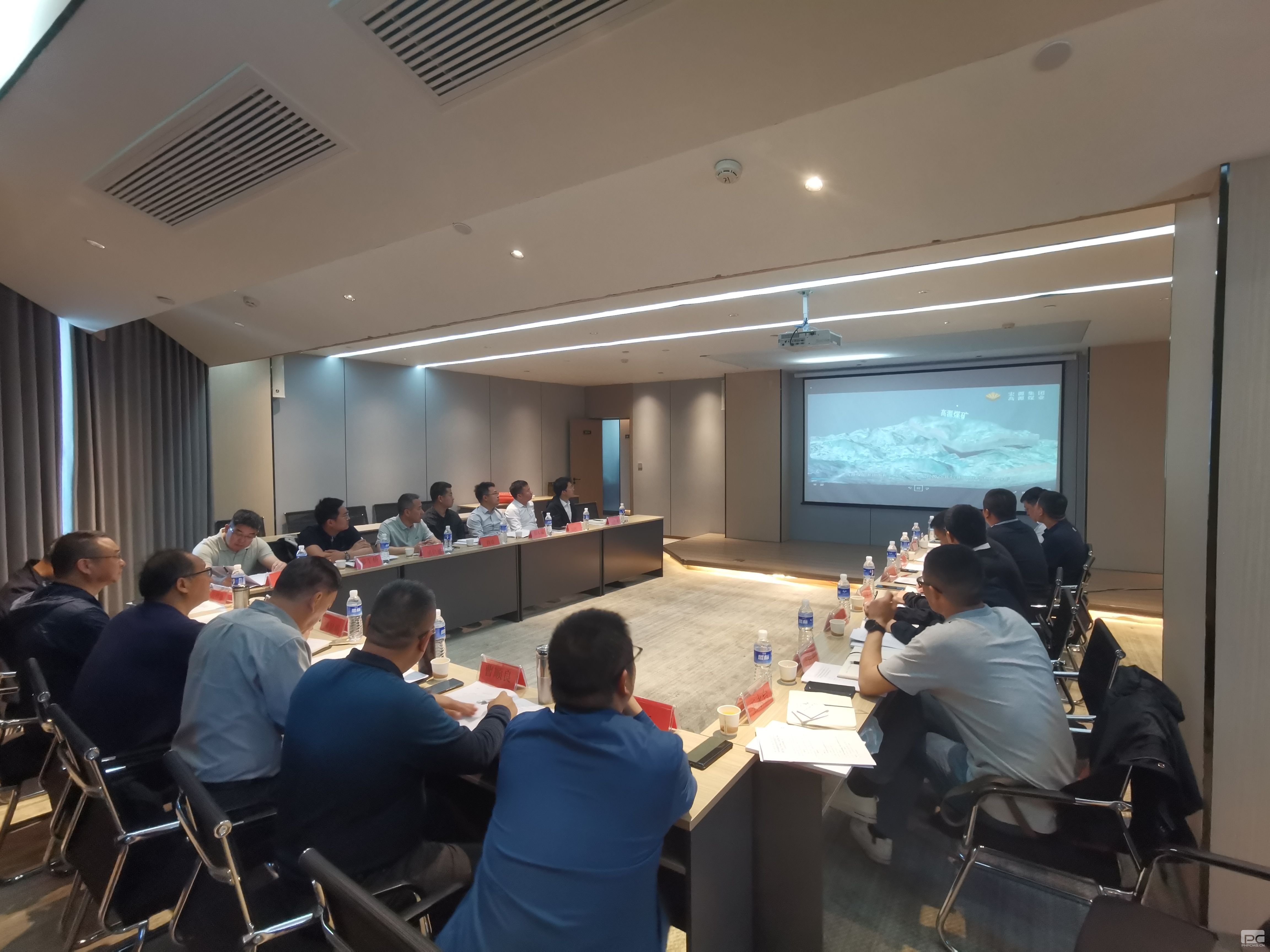 �۲��á�(�й���)���޹�˾����