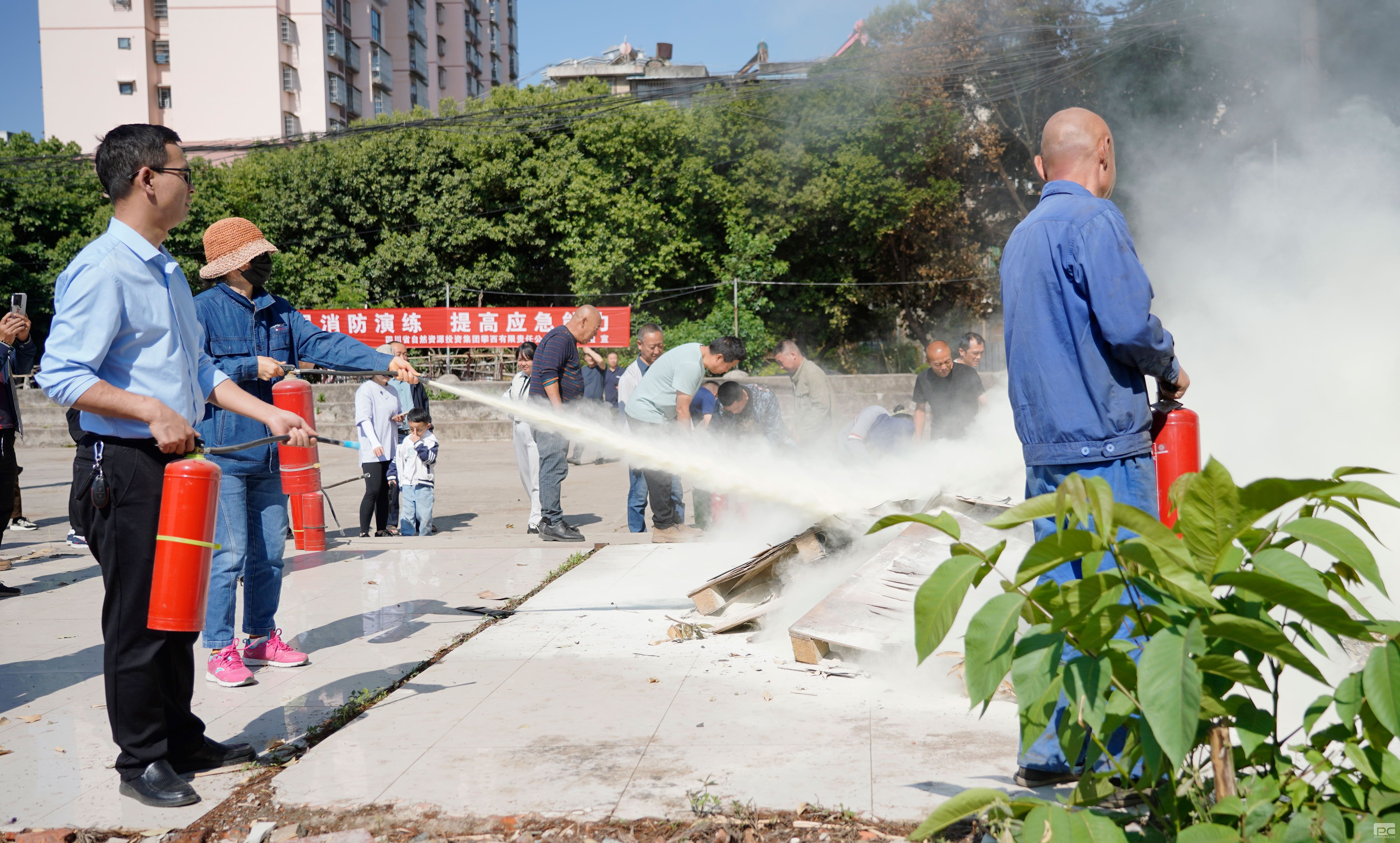 �۲��á�(�й���)���޹�˾����