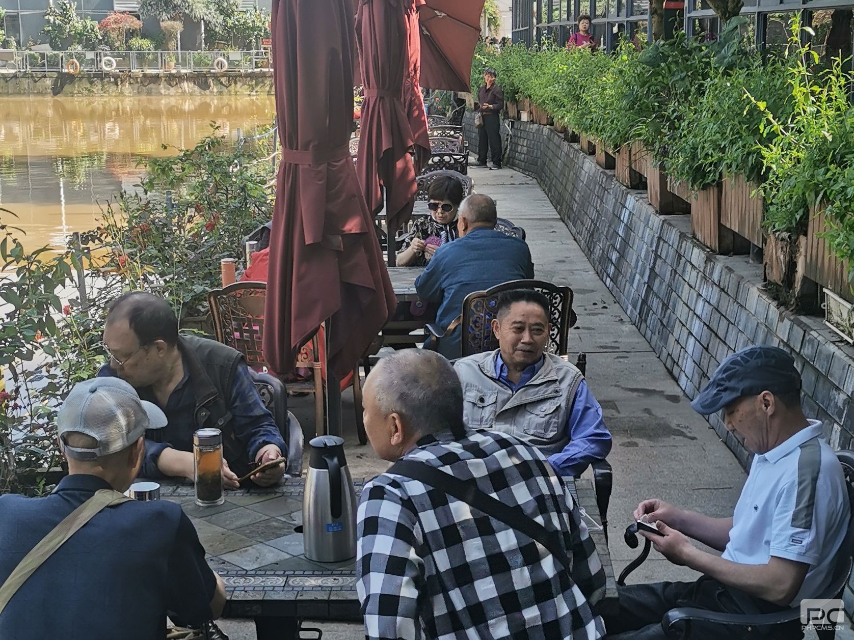 �۲��á�(�й���)���޹�˾����