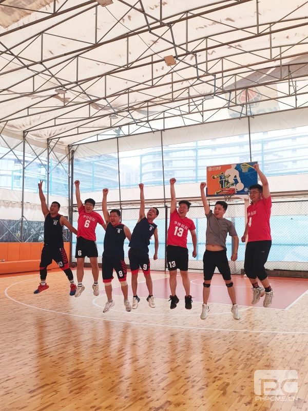 �۲��á�(�й���)���޹�˾����