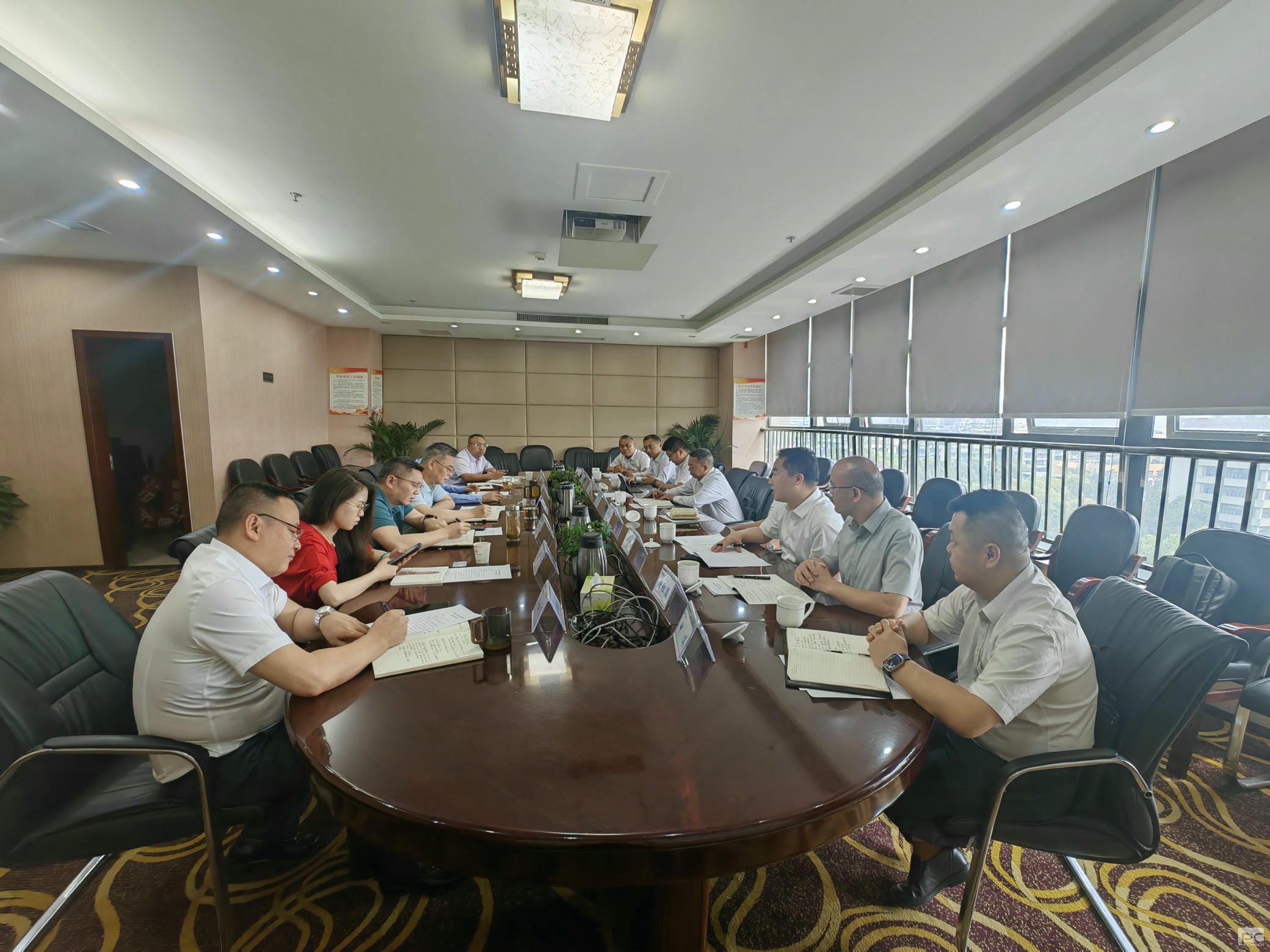 �гɼ�����������˾��̸����Ǣ������