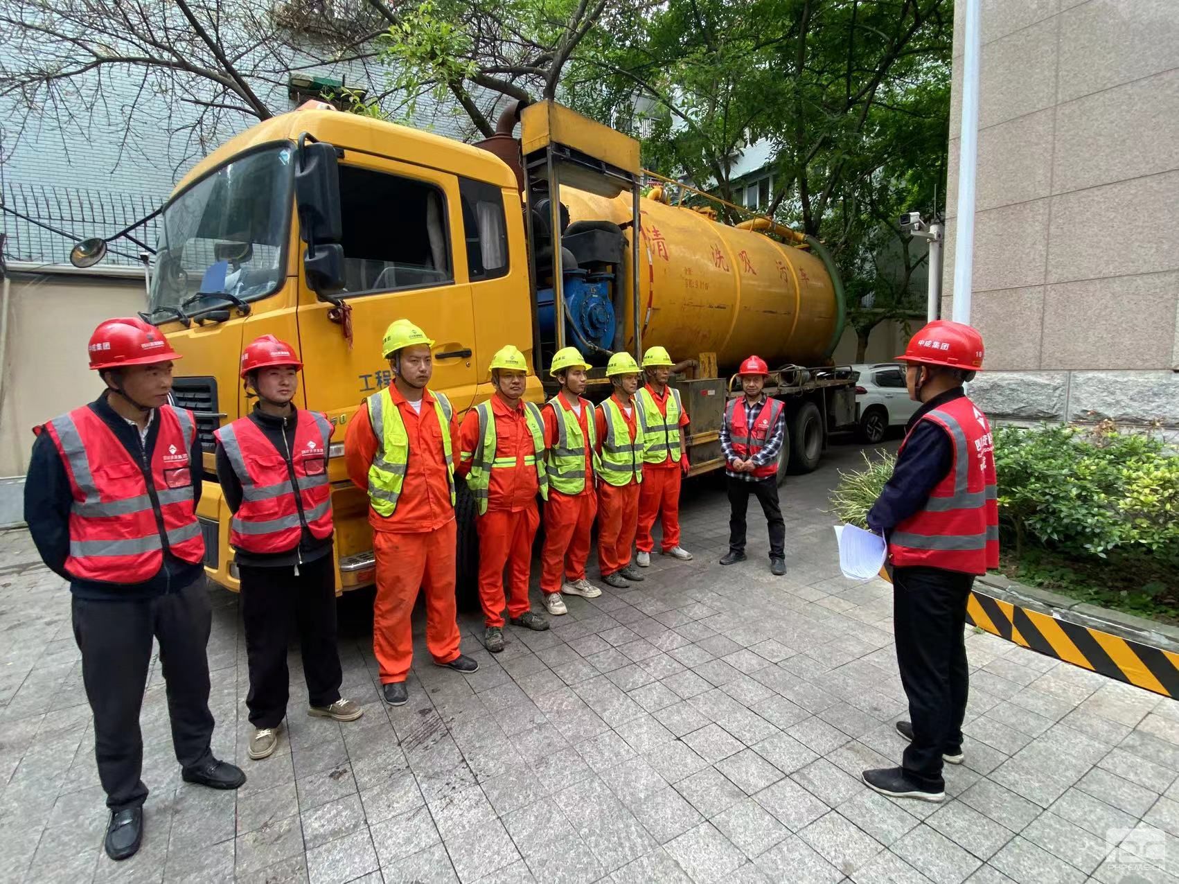 �гɼ��š���һ���ڼ�˳�����ʡ��Ȼ�۲�����פ����ˮ��������������Ŀ