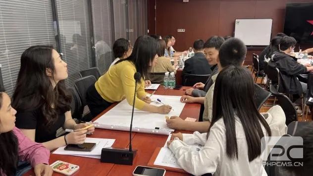 �۲��á�(�й���)���޹�˾����