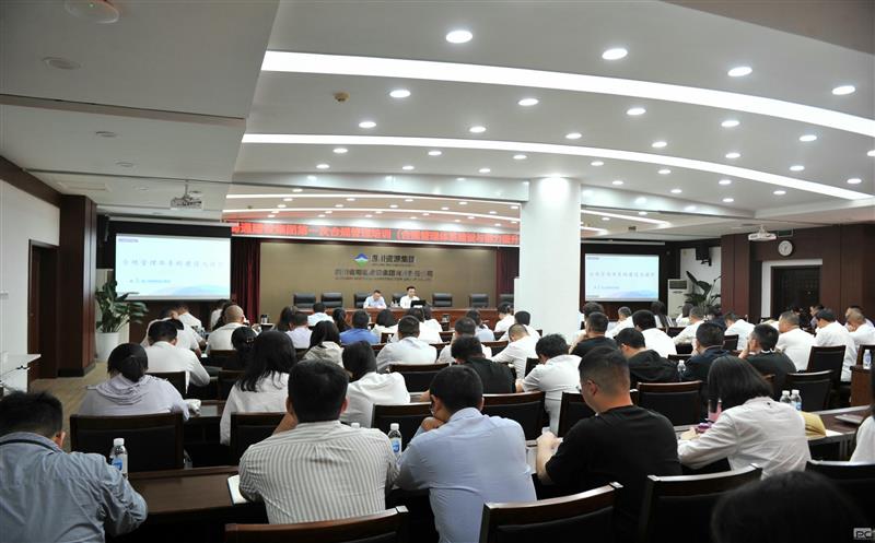 ���﷨�ξ��� ǿ��ȫԱ�Ϲ���ʶ������ͨ���輯�ſ�չ�Ϲ�������ϵ��������������ר����ѵ