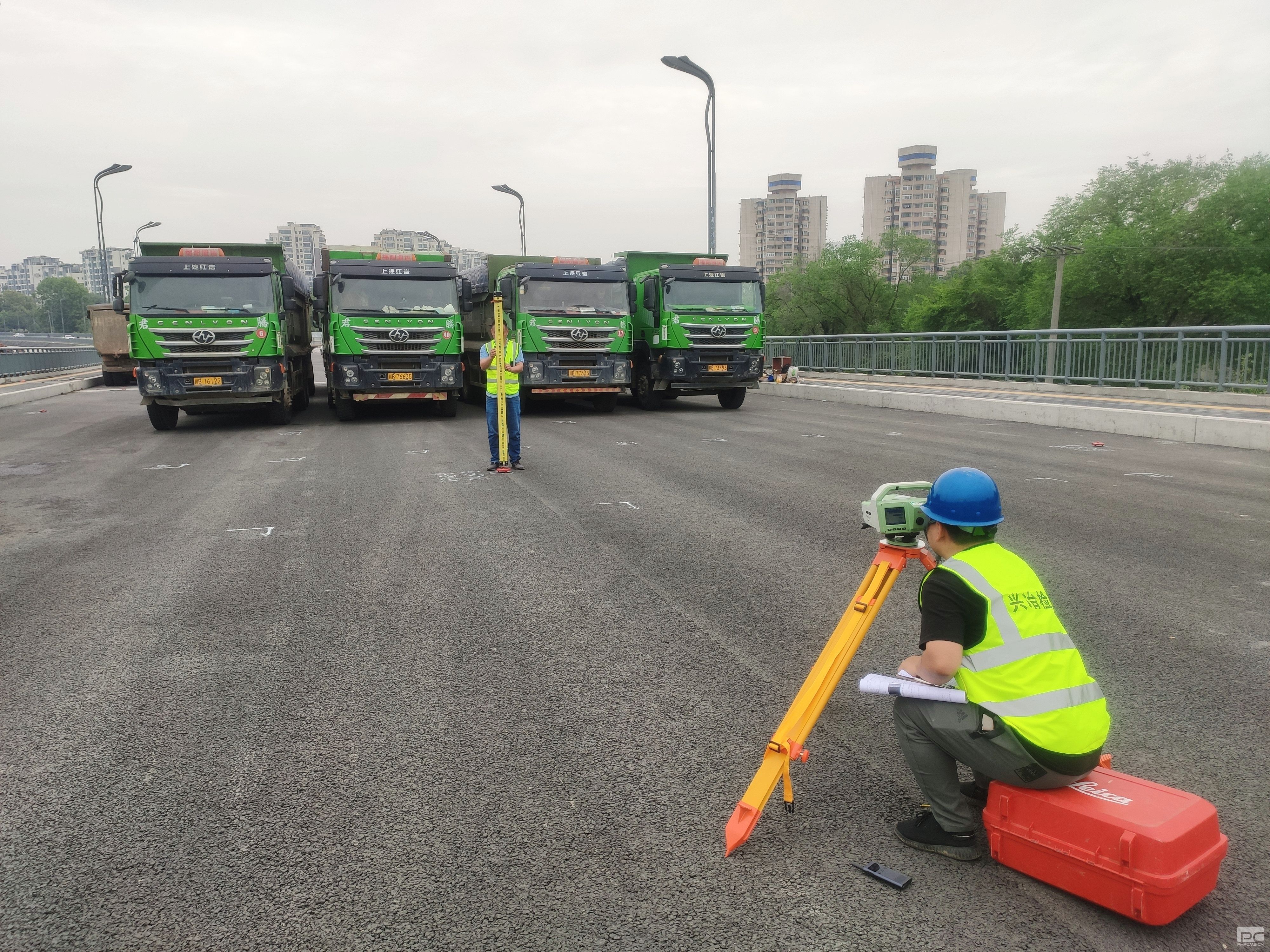 �۲��á�(�й���)���޹�˾����