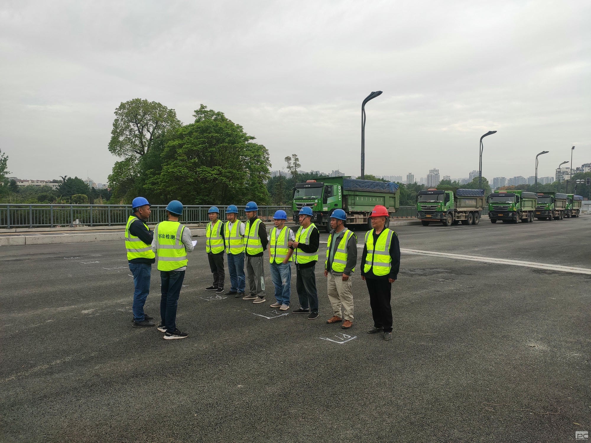 �۲��á�(�й���)���޹�˾����