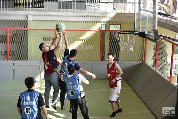 �۲��á�(�й���)���޹�˾����