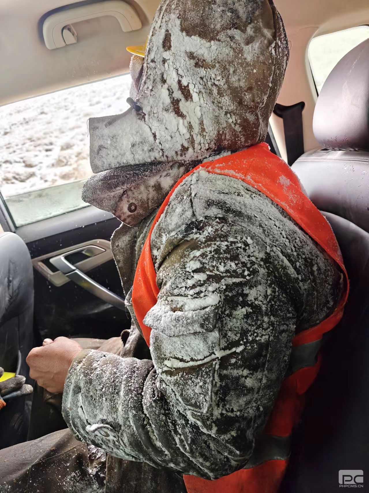 �۲��á�(�й���)���޹�˾����