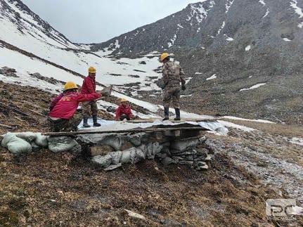 �۲��á�(�й���)���޹�˾����