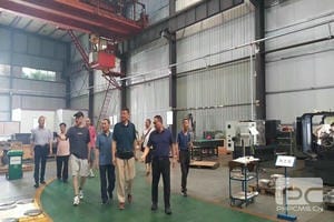 �������쿪չ�±�������ͬ־������̸�˶�