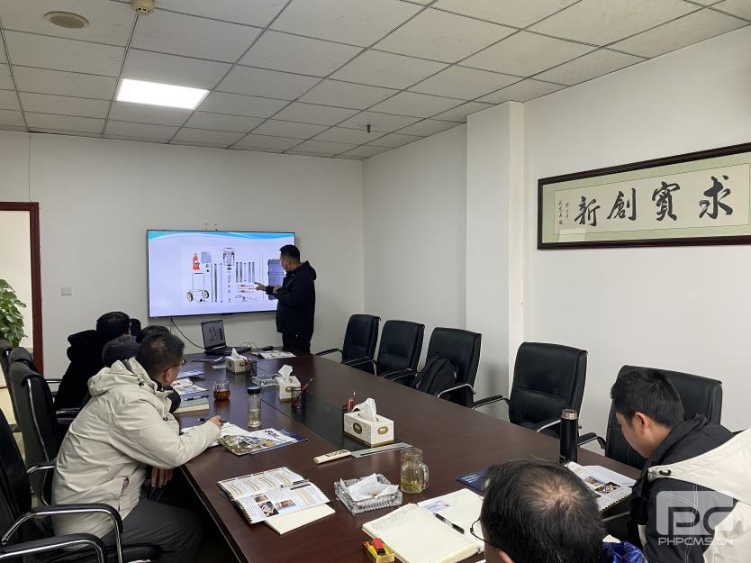 �۲��á�(�й���)���޹�˾����