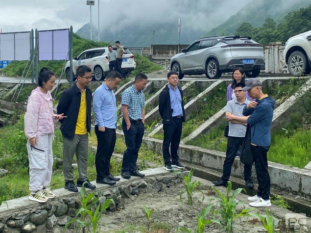 �۲��á�(�й���)���޹�˾����