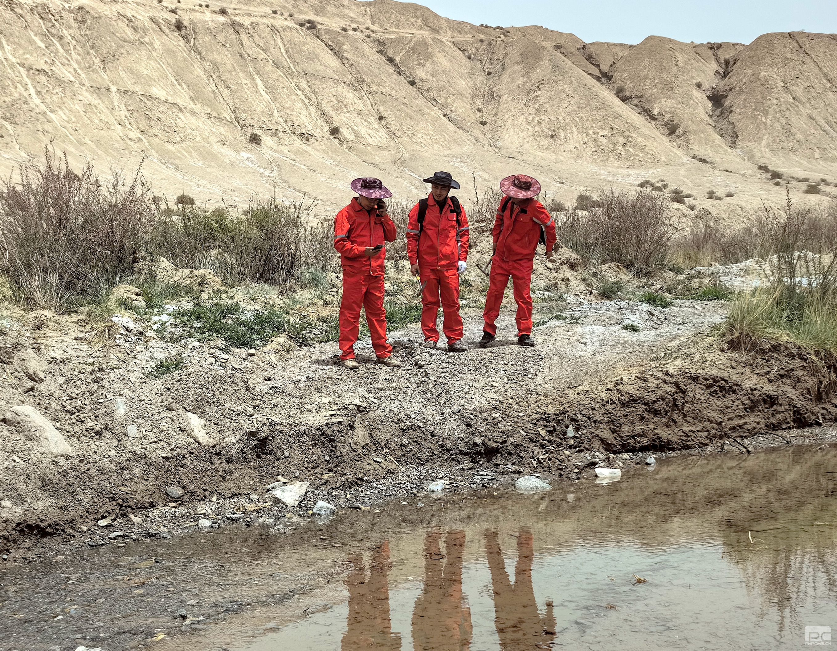 �������½�ĳ���������Ŀ��չ����ˮӦ����Ԯ������