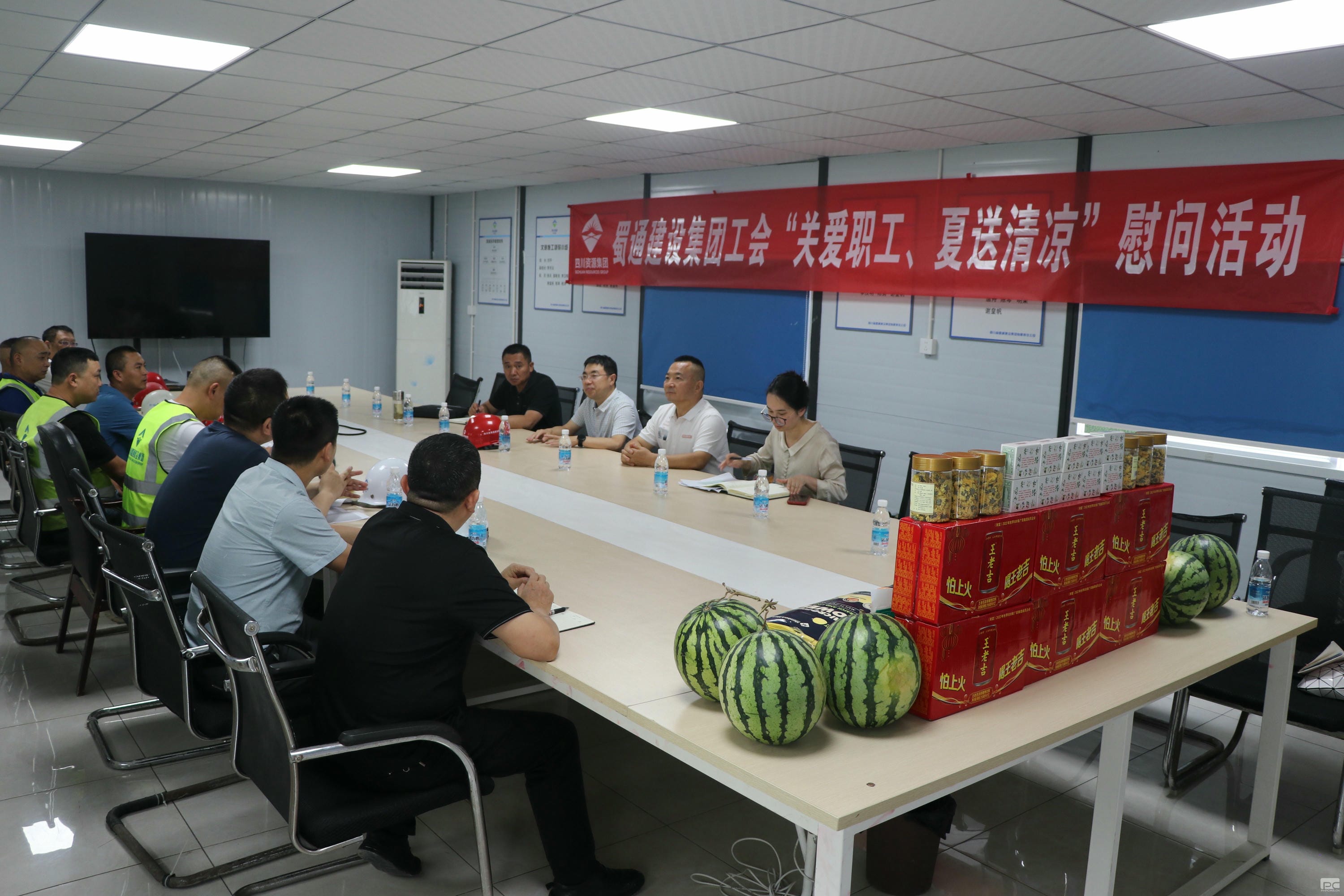 ��ͨ���輯�ſ�չ��Ŀ����߹��ᡰ����������ο���˶�