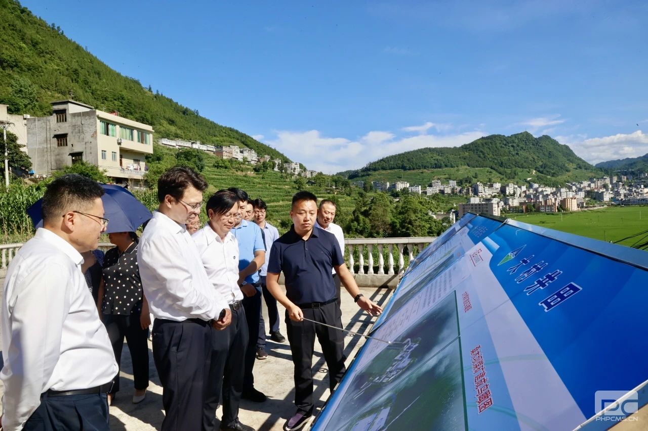 �����쵼�������е�������