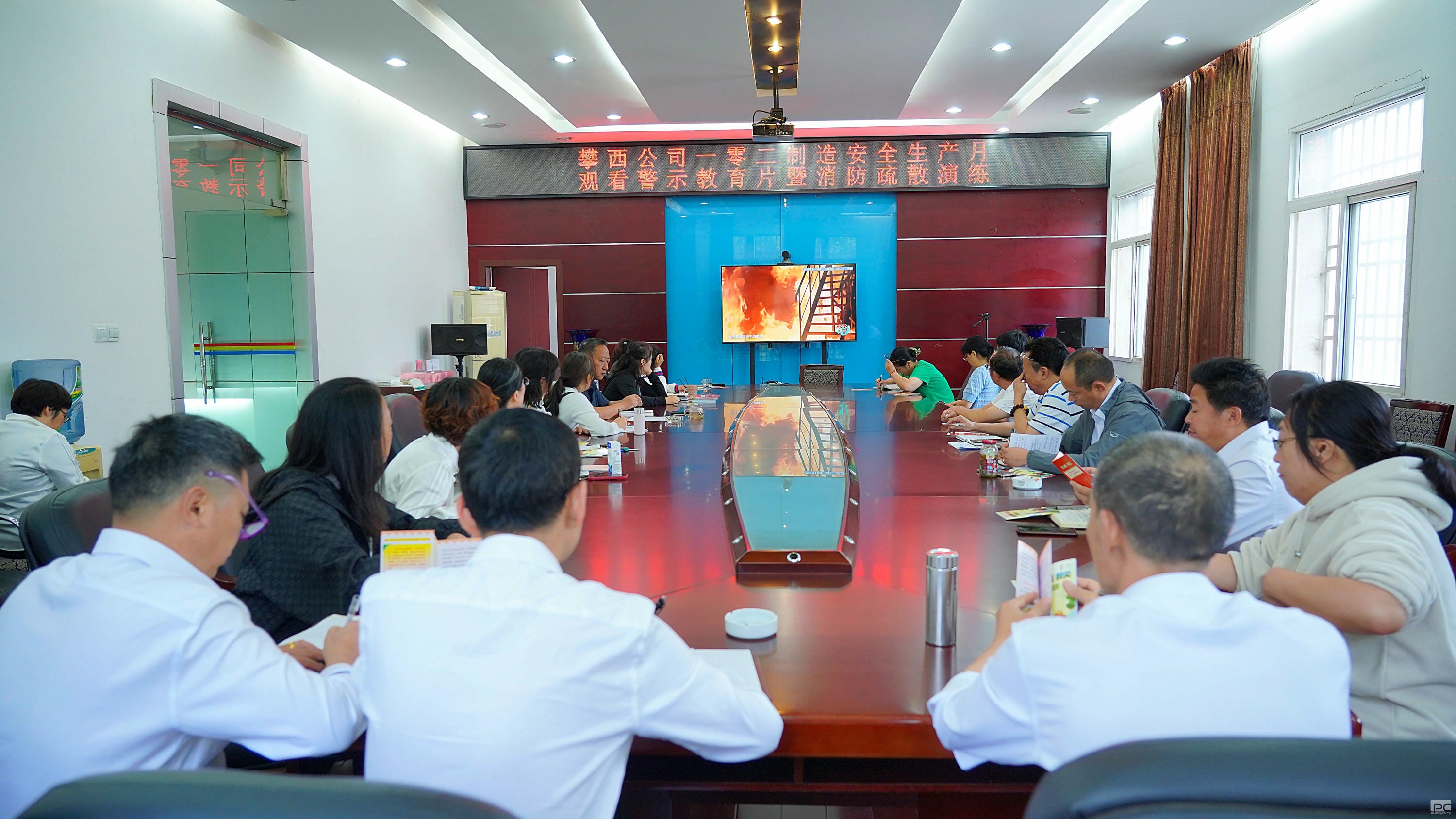 ������˾һ������쿪չ������ɢ����