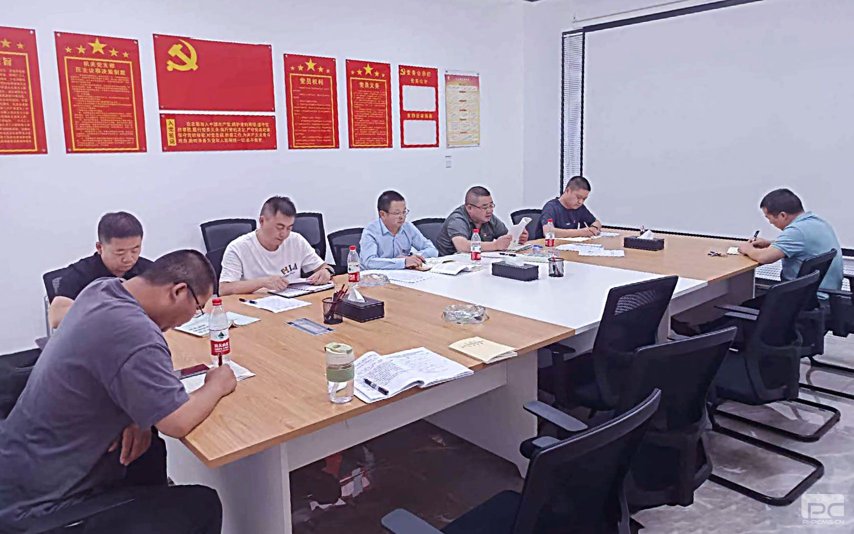 ������˾�쵼�����²�����ʡίʮ�������ȫ�ᾫ��