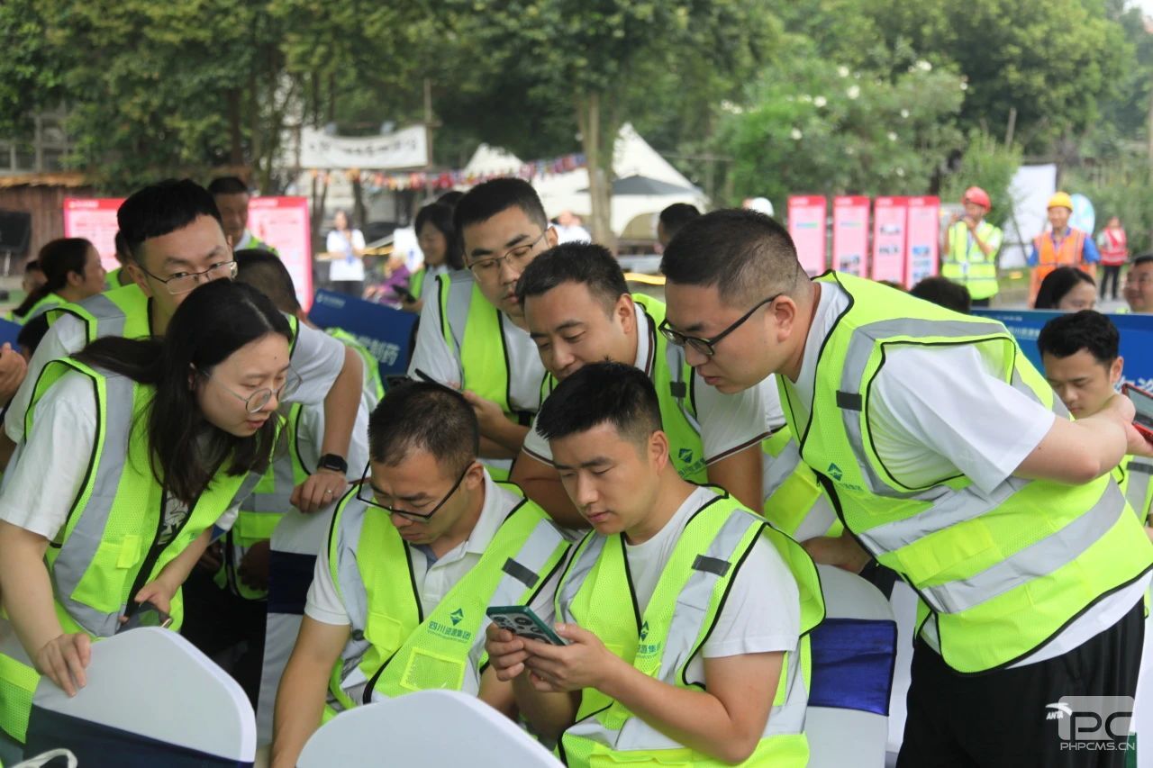 �۲��á�(�й���)���޹�˾����